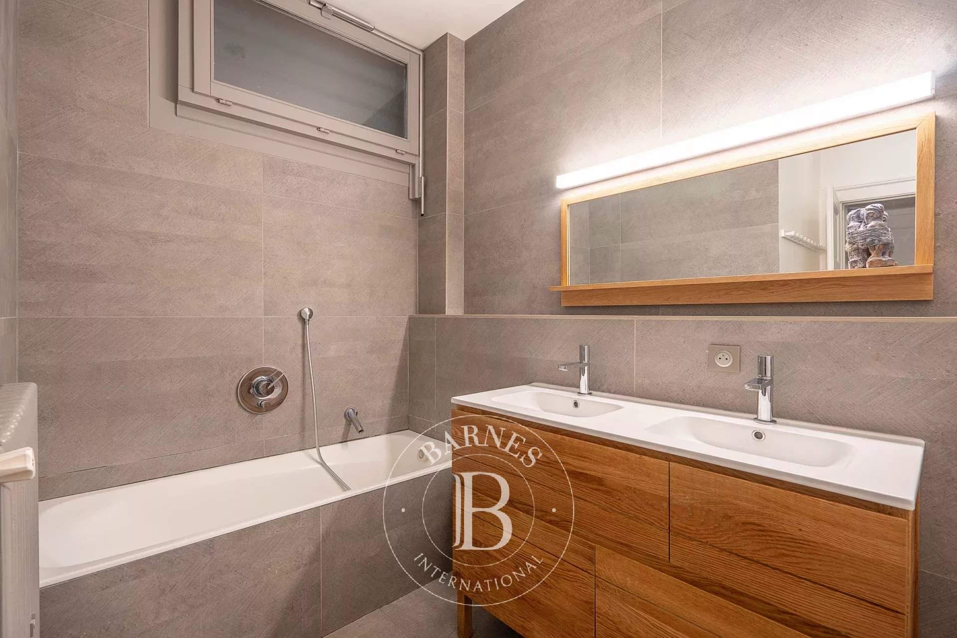 Évian-les-Bains  - Apartment 2 Bedrooms - picture 11