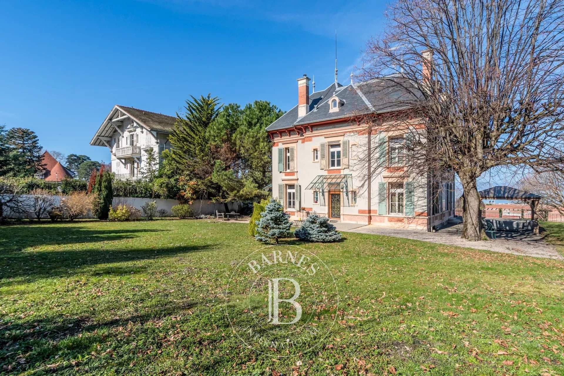 Évian-les-Bains  - Maison 13 Pi&egrave;ces 8 Chambres - picture 9