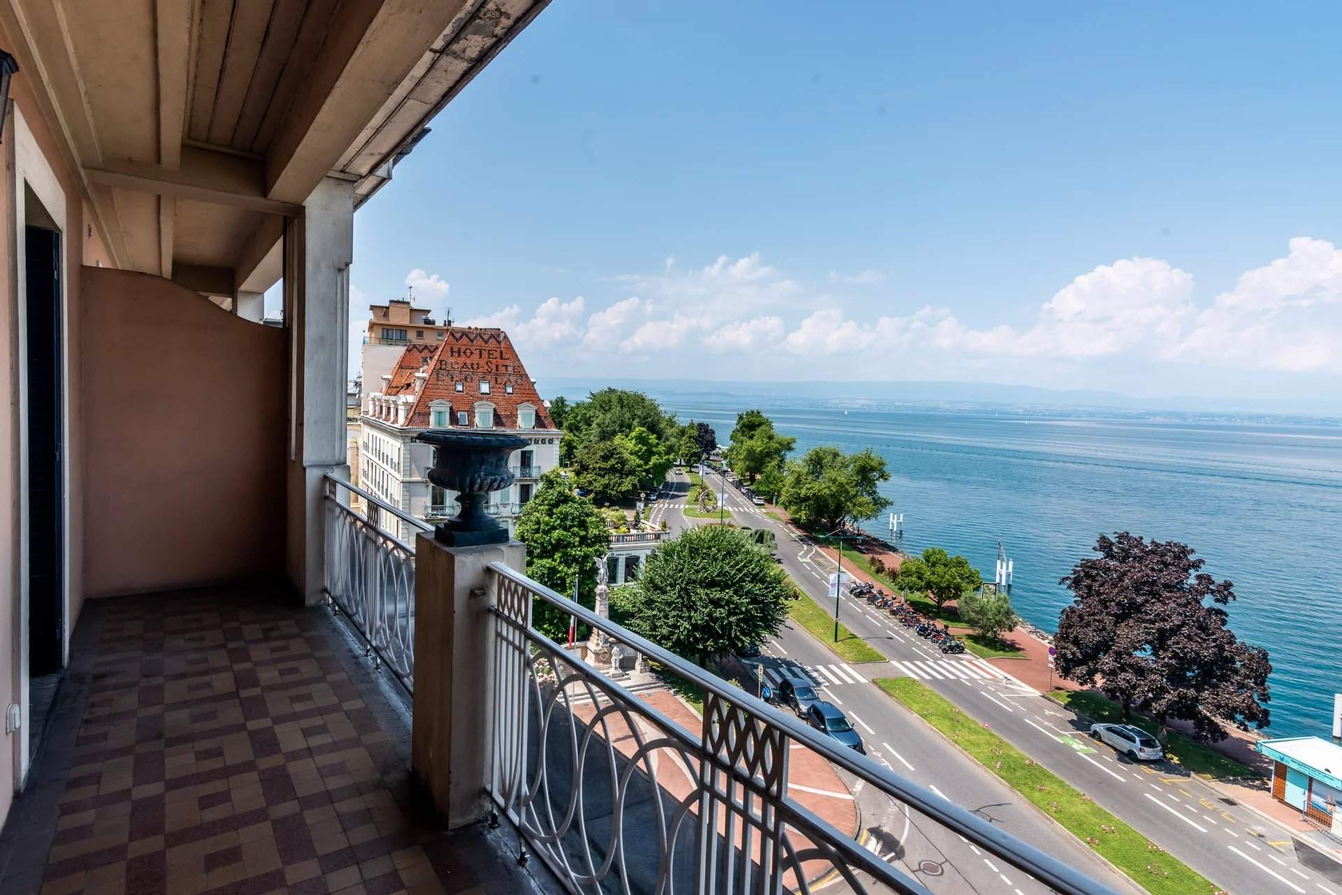 Évian-les-Bains  - Appartement 3 Pi&egrave;ces 2 Chambres - picture 7