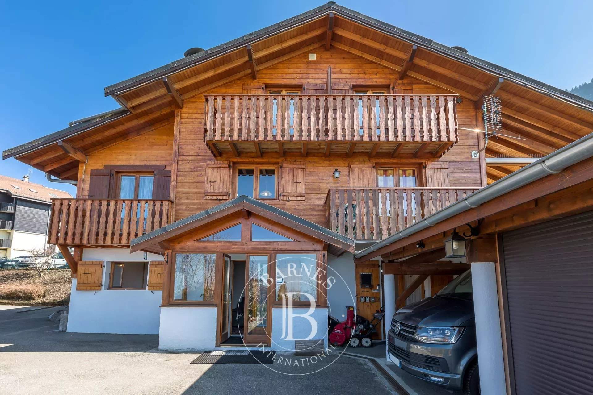 Thollon-les-Mémises  - Maison 8 Pi&egrave;ces 6 Chambres - picture 3