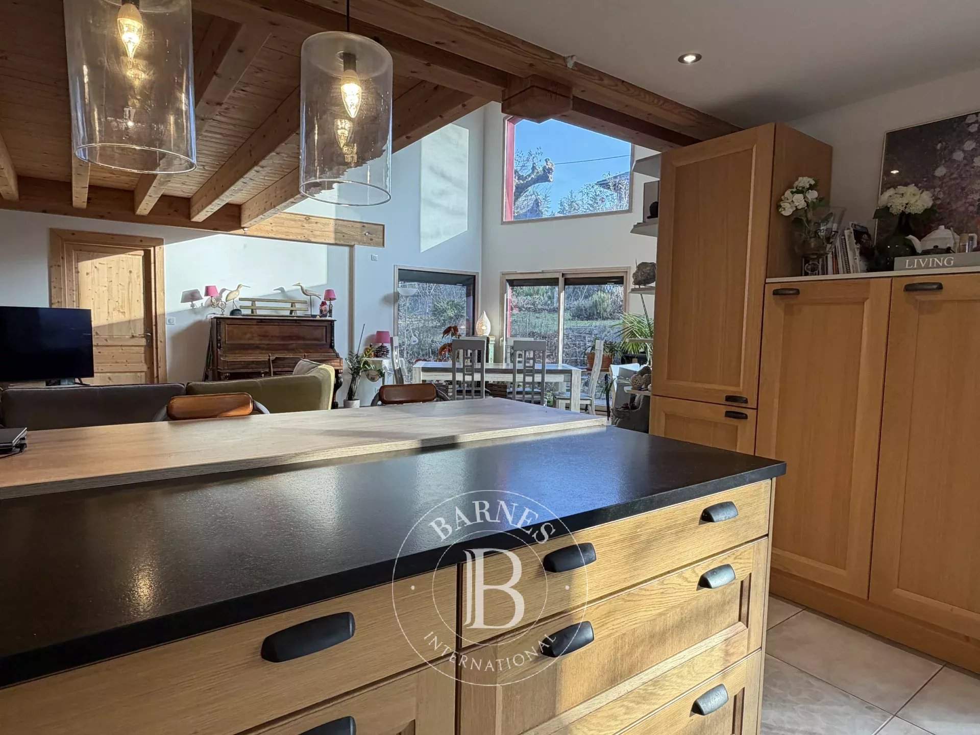 Neuvecelle  - Maison 8 Pi&egrave;ces 6 Chambres - picture 4