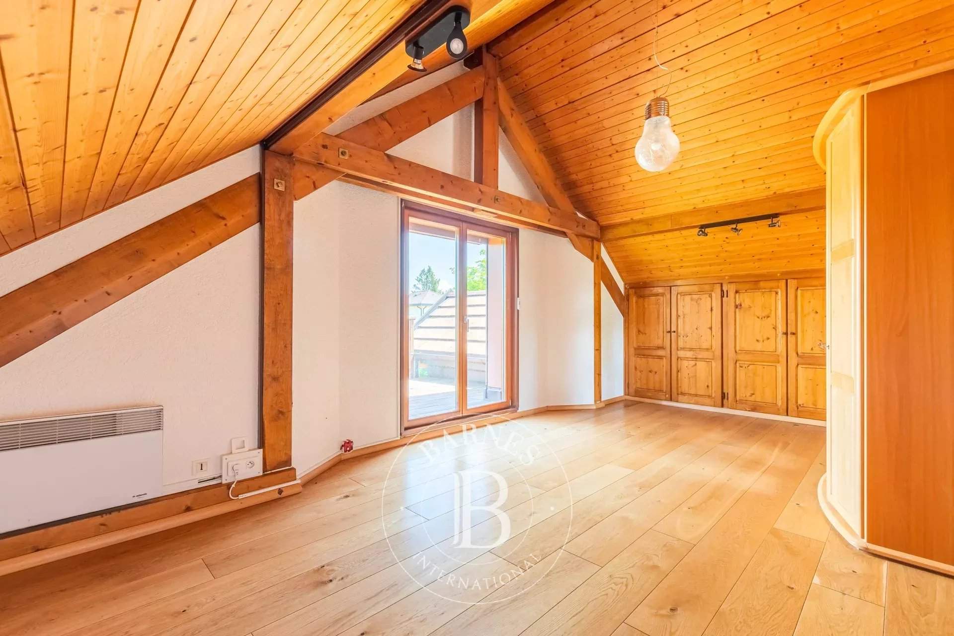 Veigy-Foncenex  - Maison 7 Pi&egrave;ces 5 Chambres - picture 15