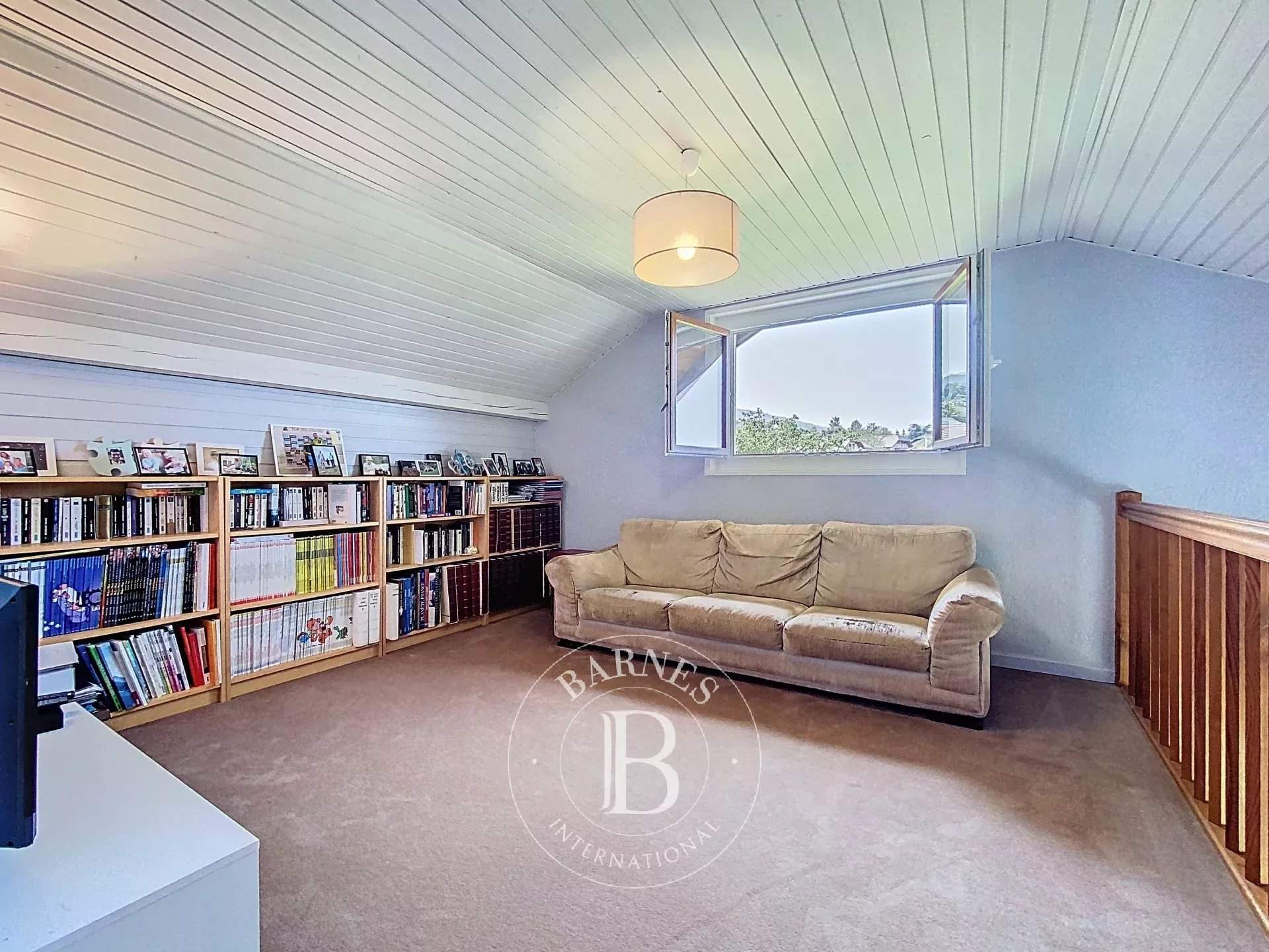 Neuvecelle  - House 5 Bedrooms - picture 11