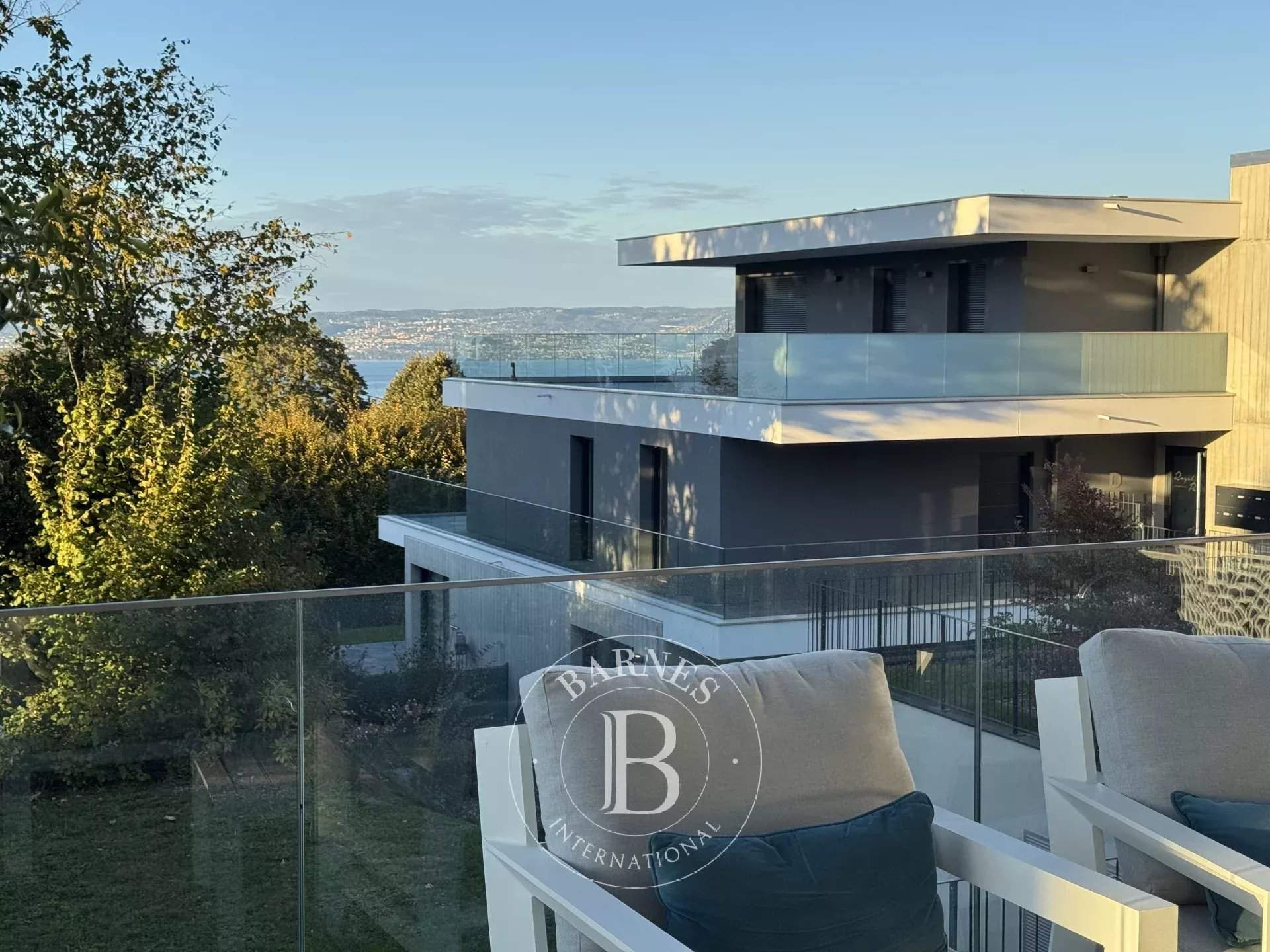 Évian-les-Bains  - Piso 5 Cuartos 3 Habitaciones - picture 6