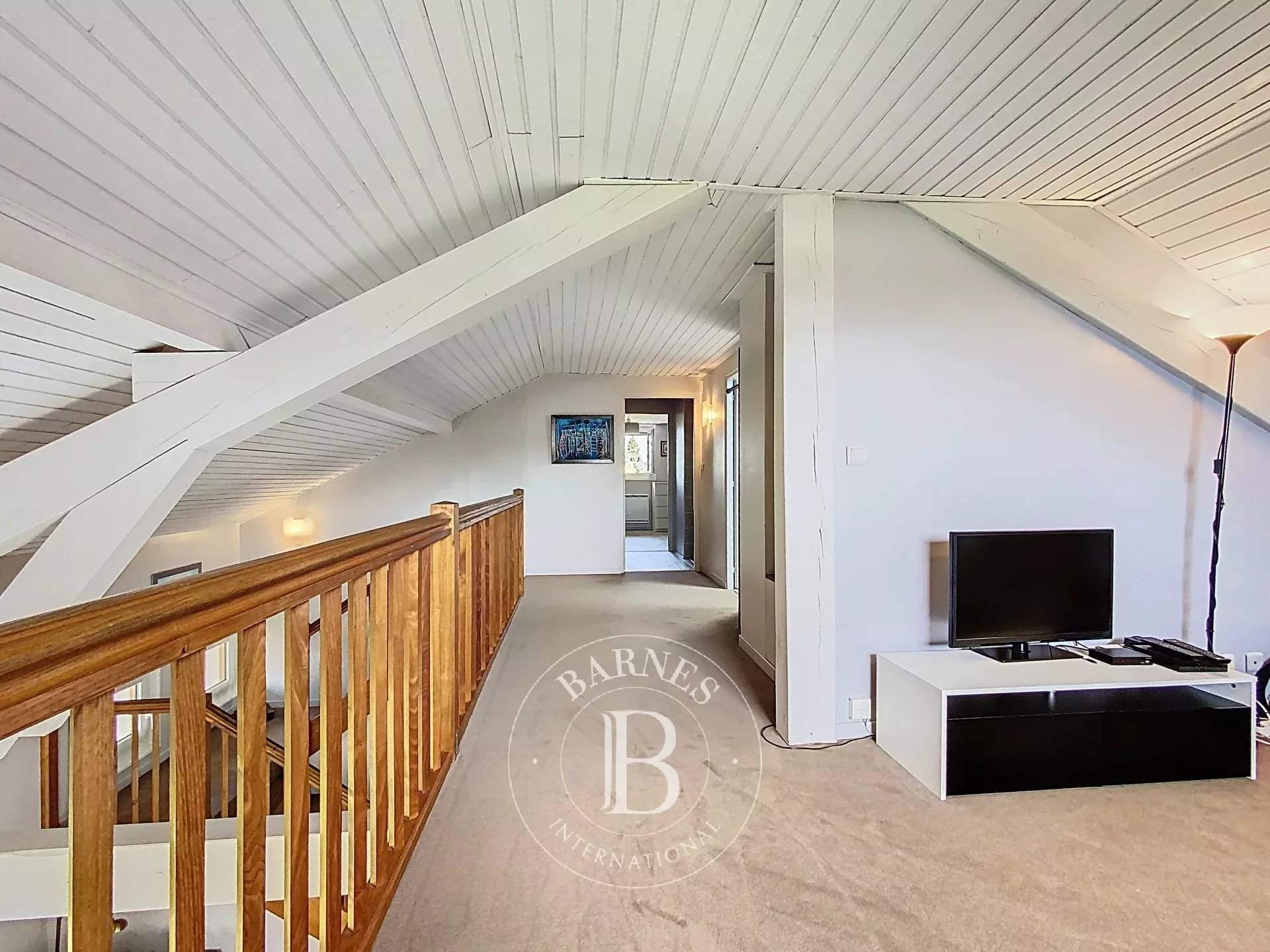 Neuvecelle  - House 5 Bedrooms - picture 10