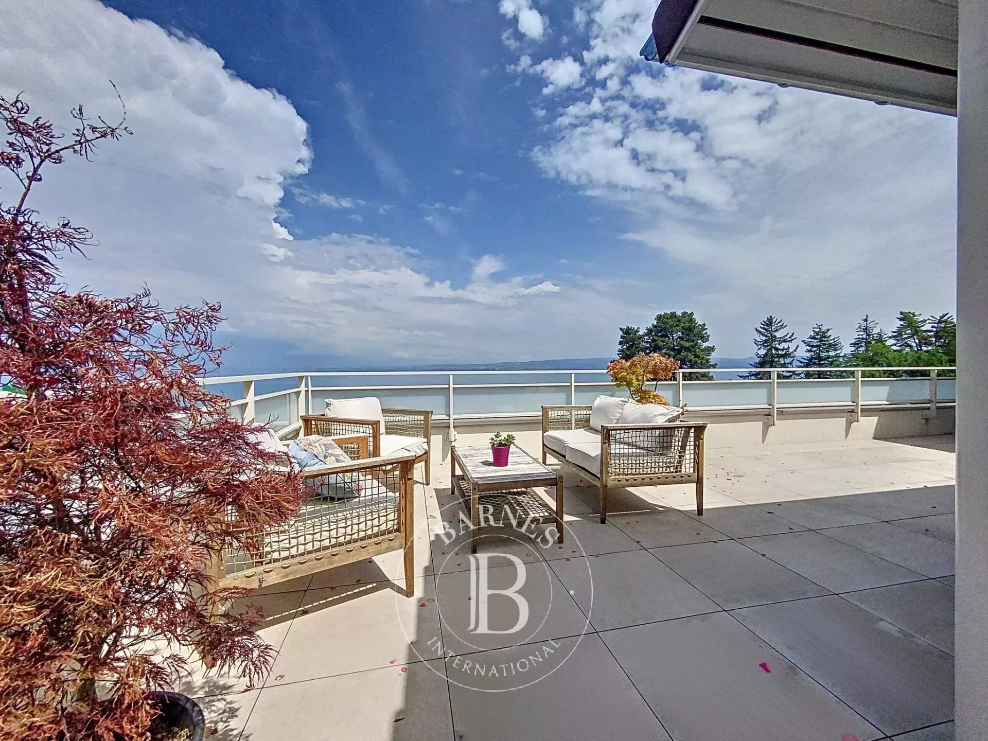 Évian-les-Bains  - Appartement 5 Pi&egrave;ces 4 Chambres - picture 1