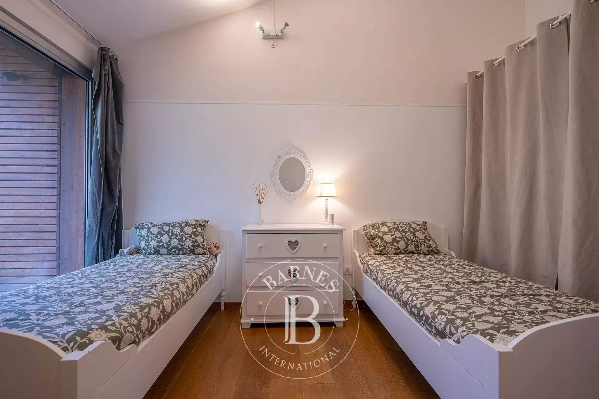 Veigy-Foncenex  - Maison 8 Pièces 6 Chambres - picture 7