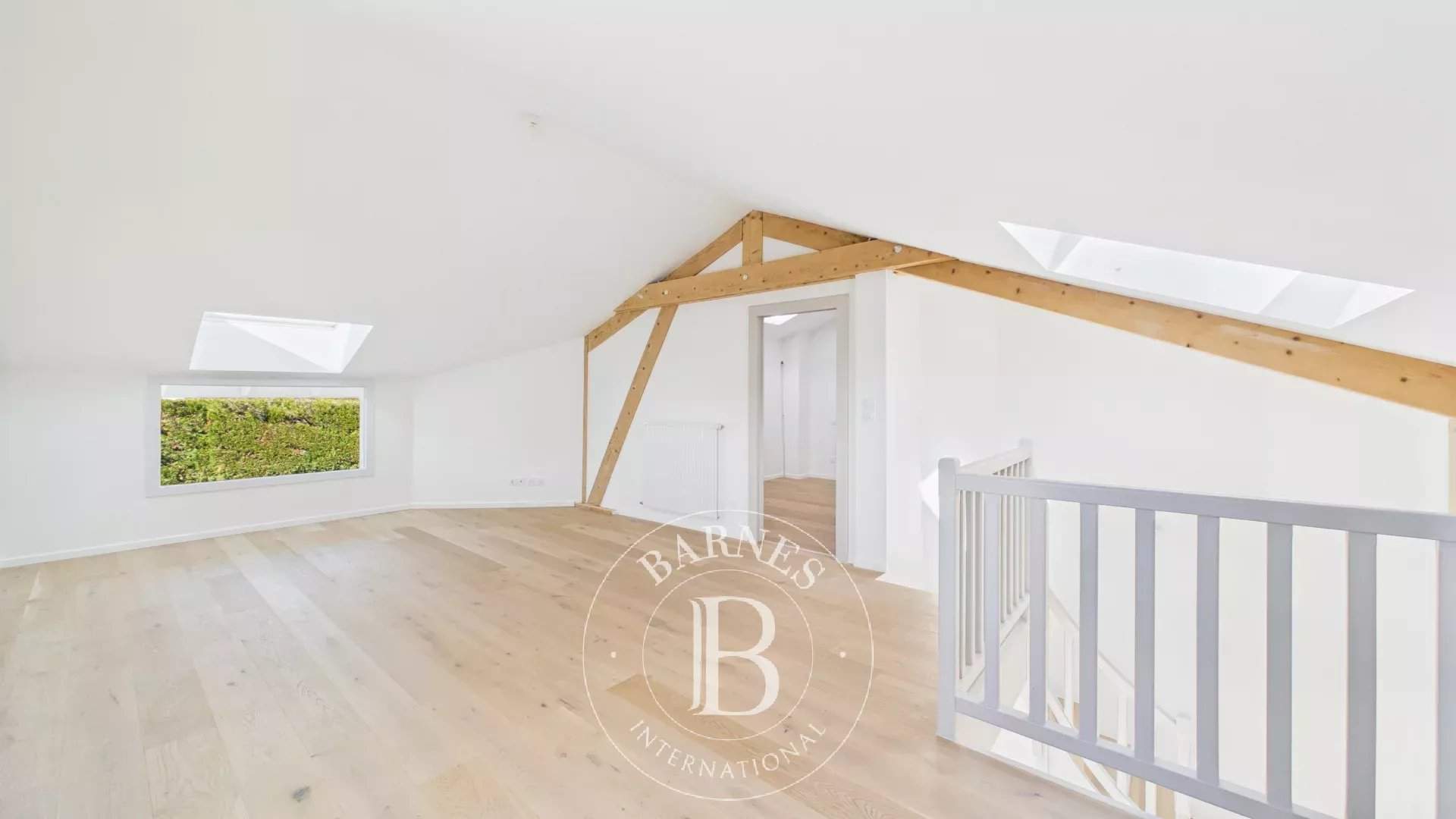 Veigy-Foncenex  - Maison 7 Pi&egrave;ces 5 Chambres - picture 13