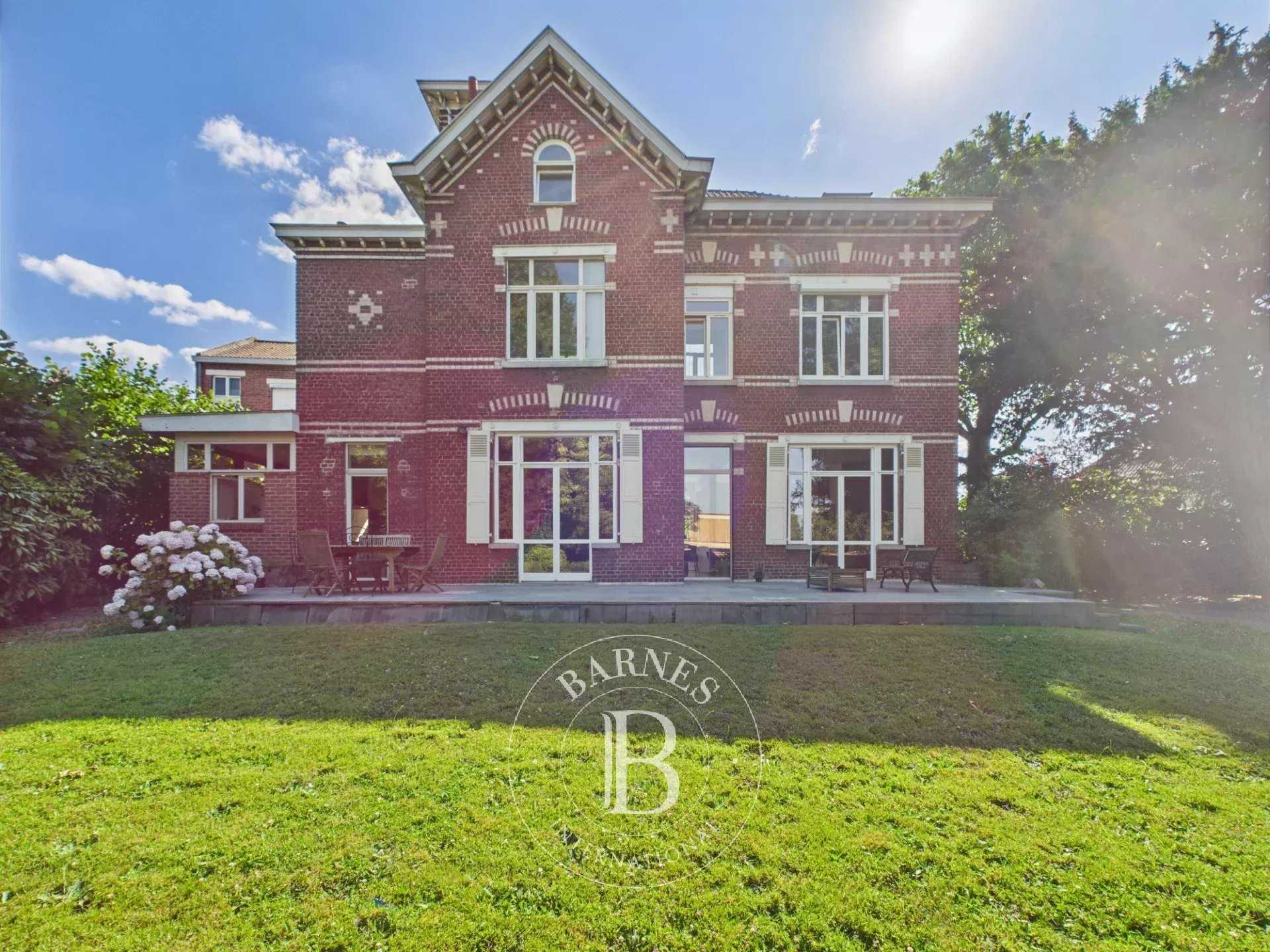 Villeneuve-d'Ascq  - House 6 Bedrooms