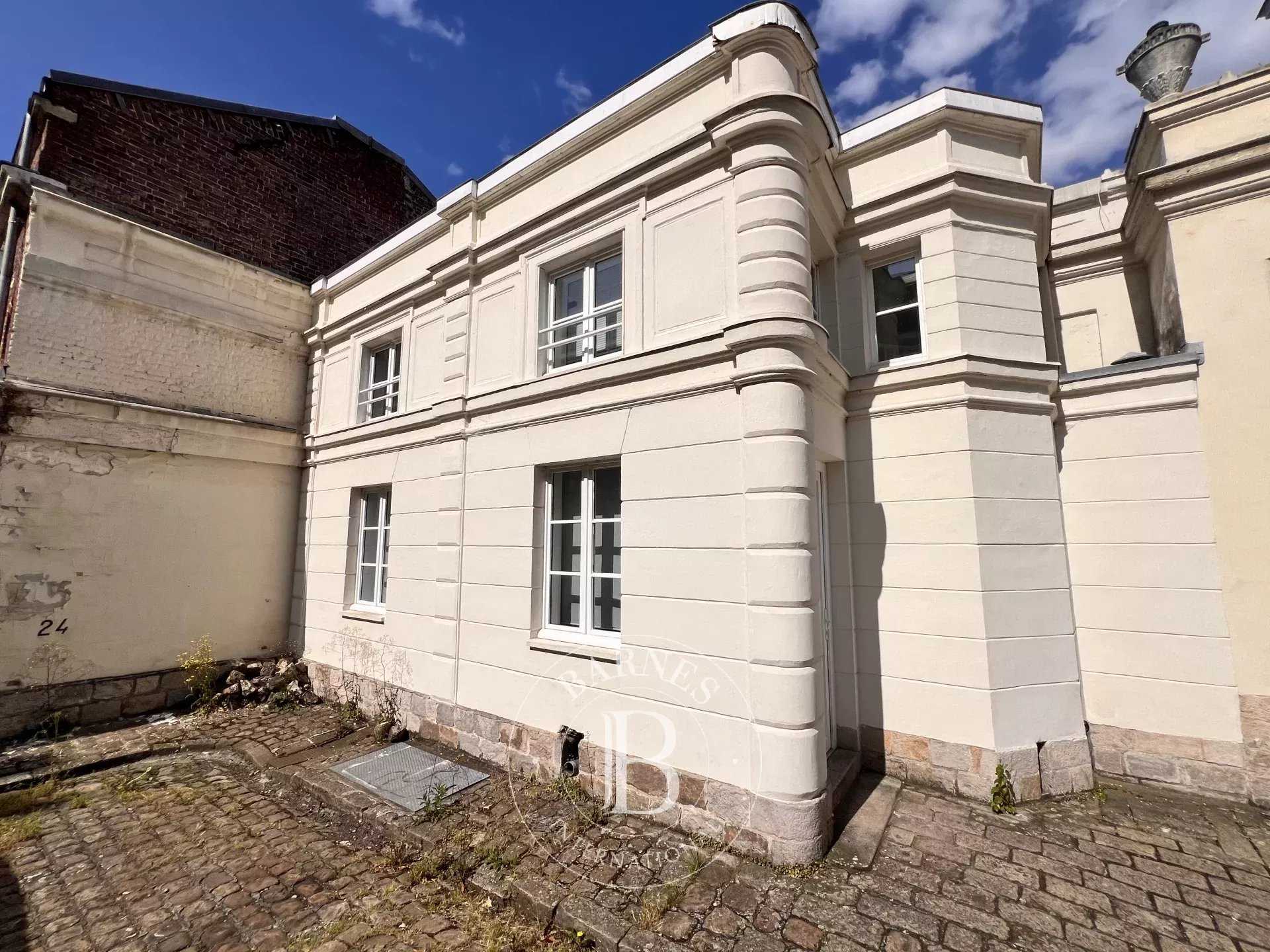 Lille  - Appartement 2 Pièces, 1 Chambre