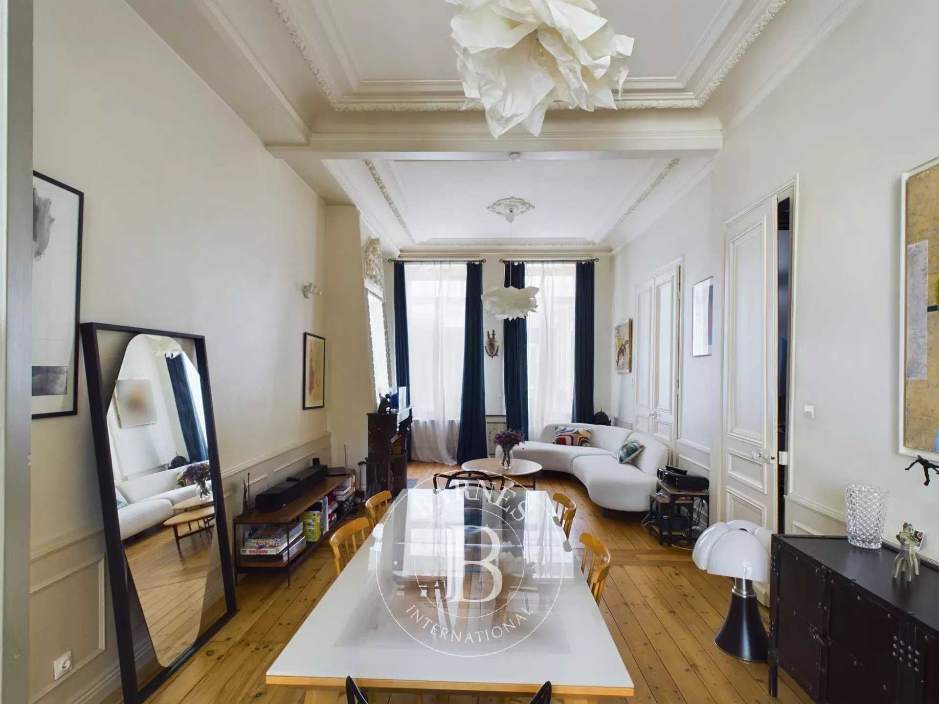 Lille  - Maison 8 Pièces 6 Chambres