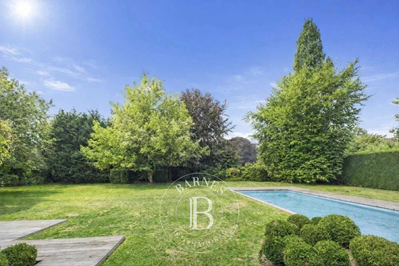 Croix  - Maison 10 Pi&egrave;ces 5 Chambres