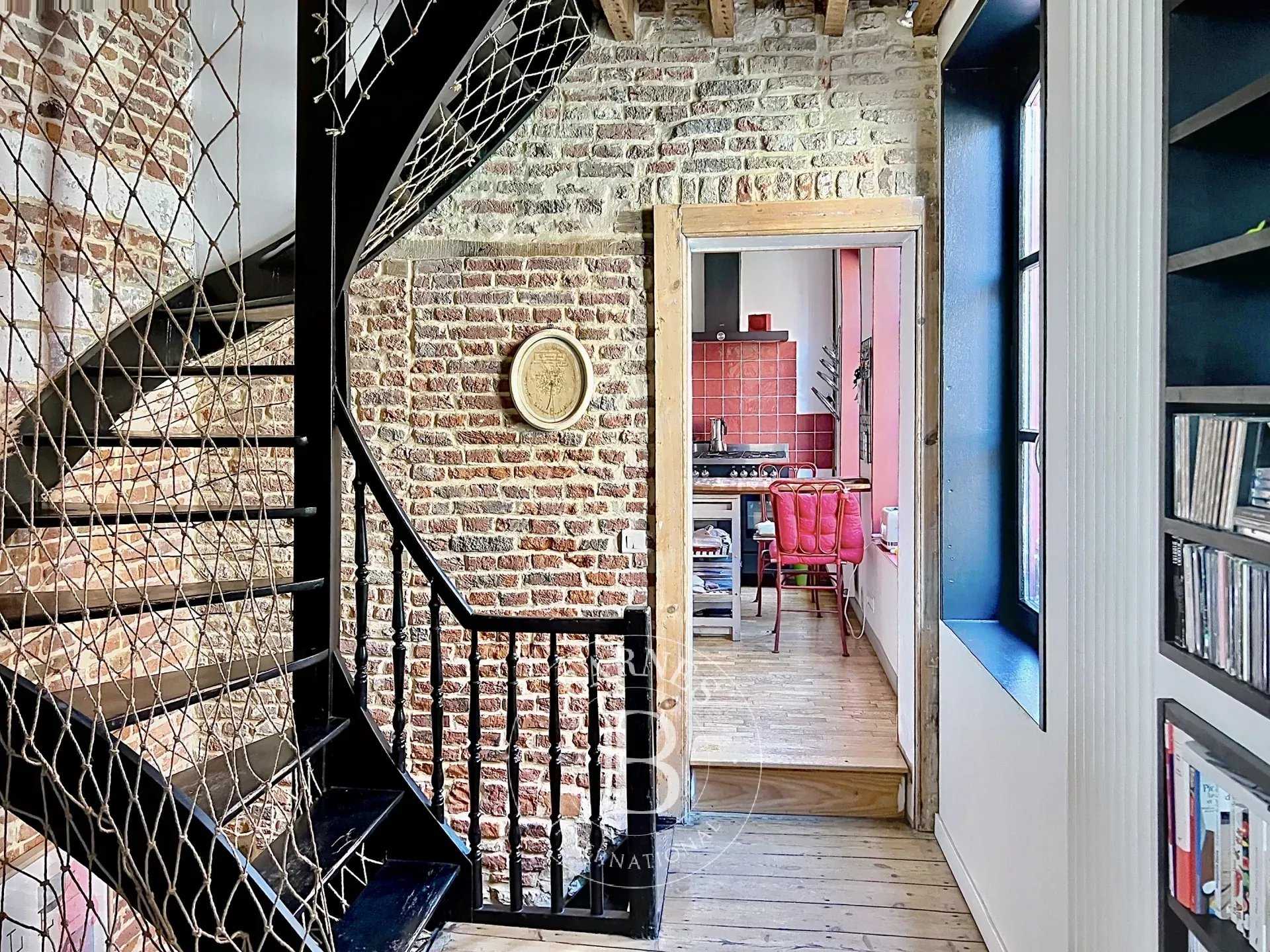 Lille  - Maison 5 Pi&egrave;ces 2 Chambres
