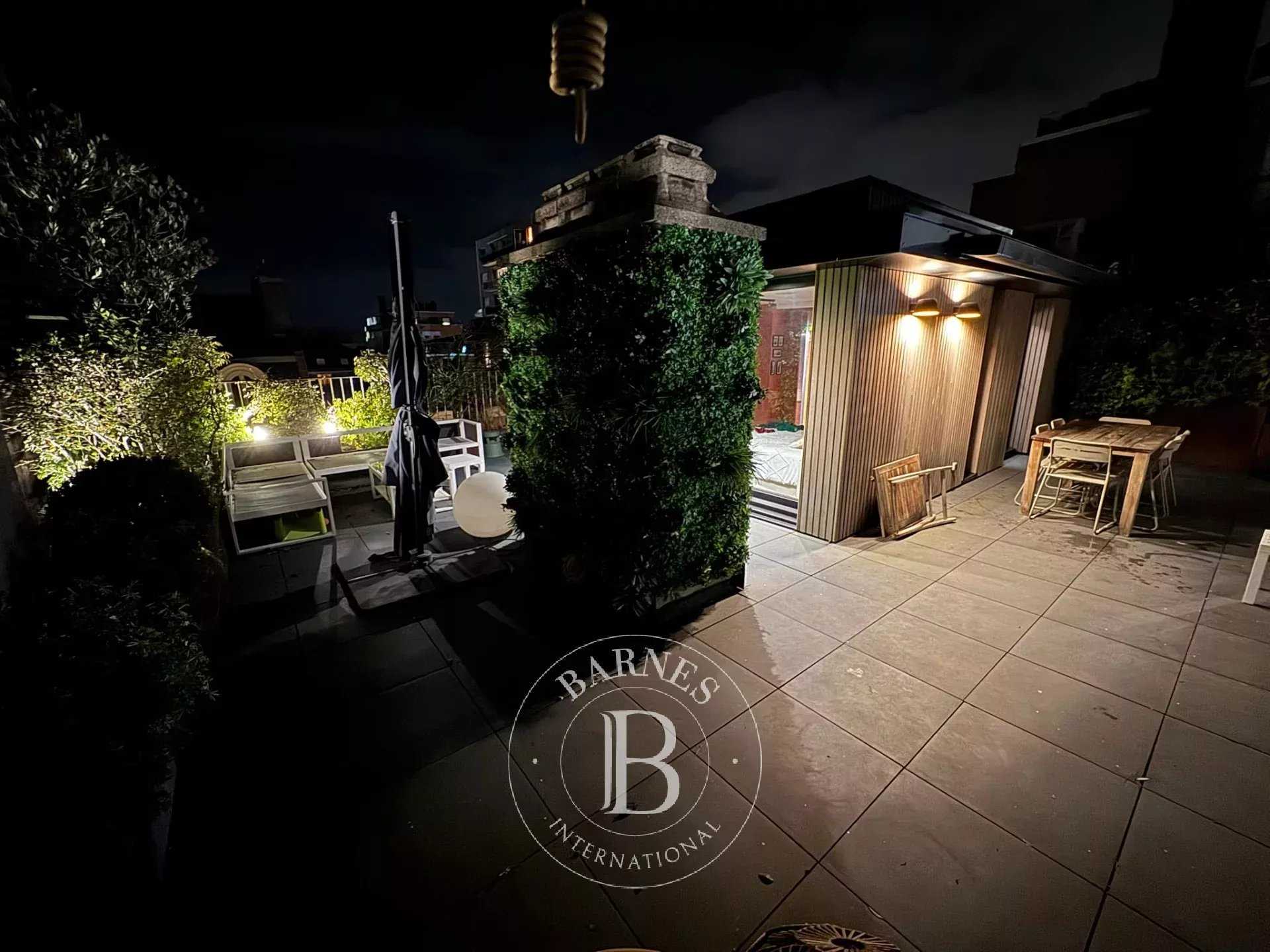 Lille  - Appartement 5 Pi&egrave;ces 4 Chambres