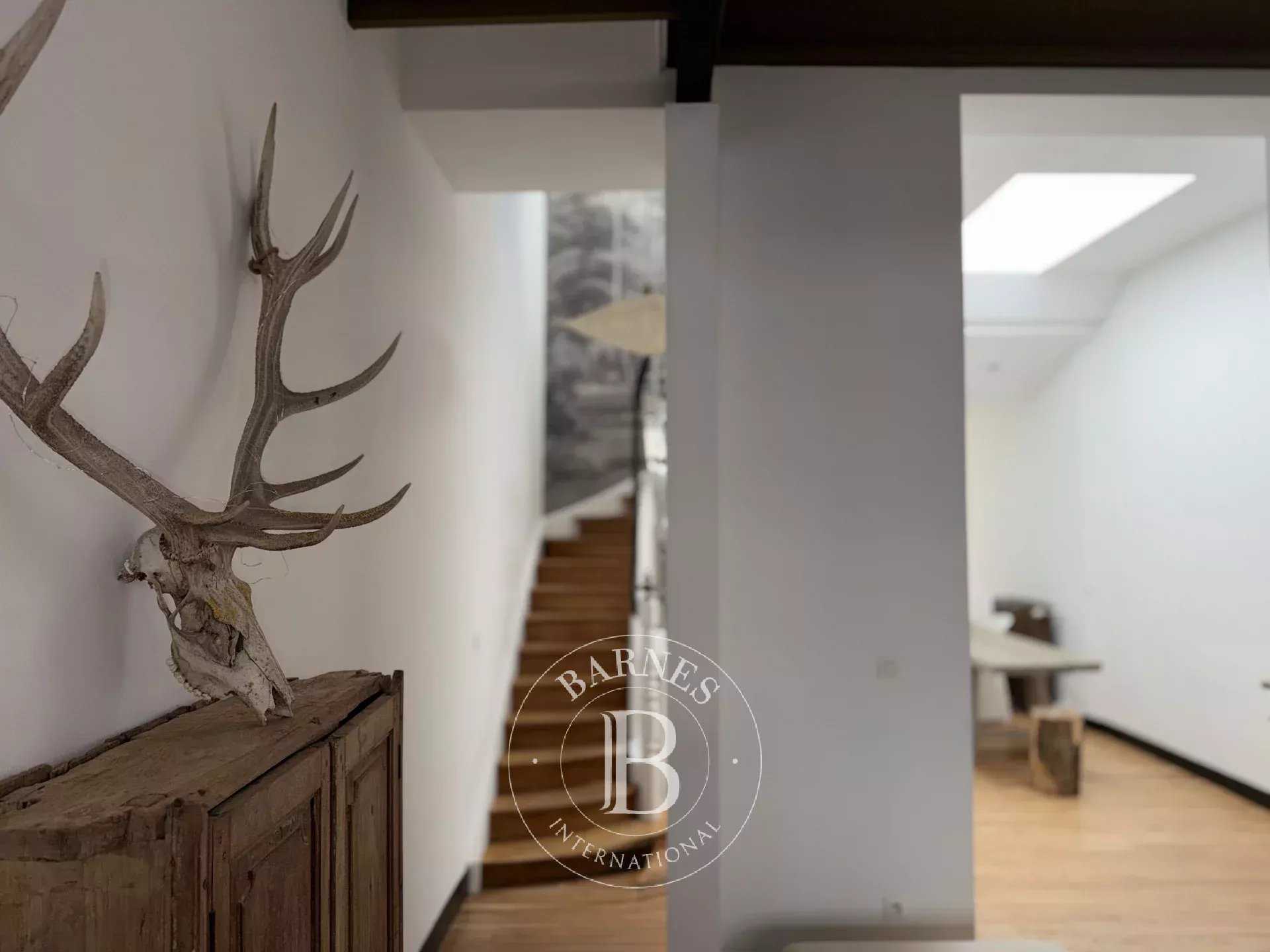 Lille  - Maison 7 Pi&egrave;ces 5 Chambres