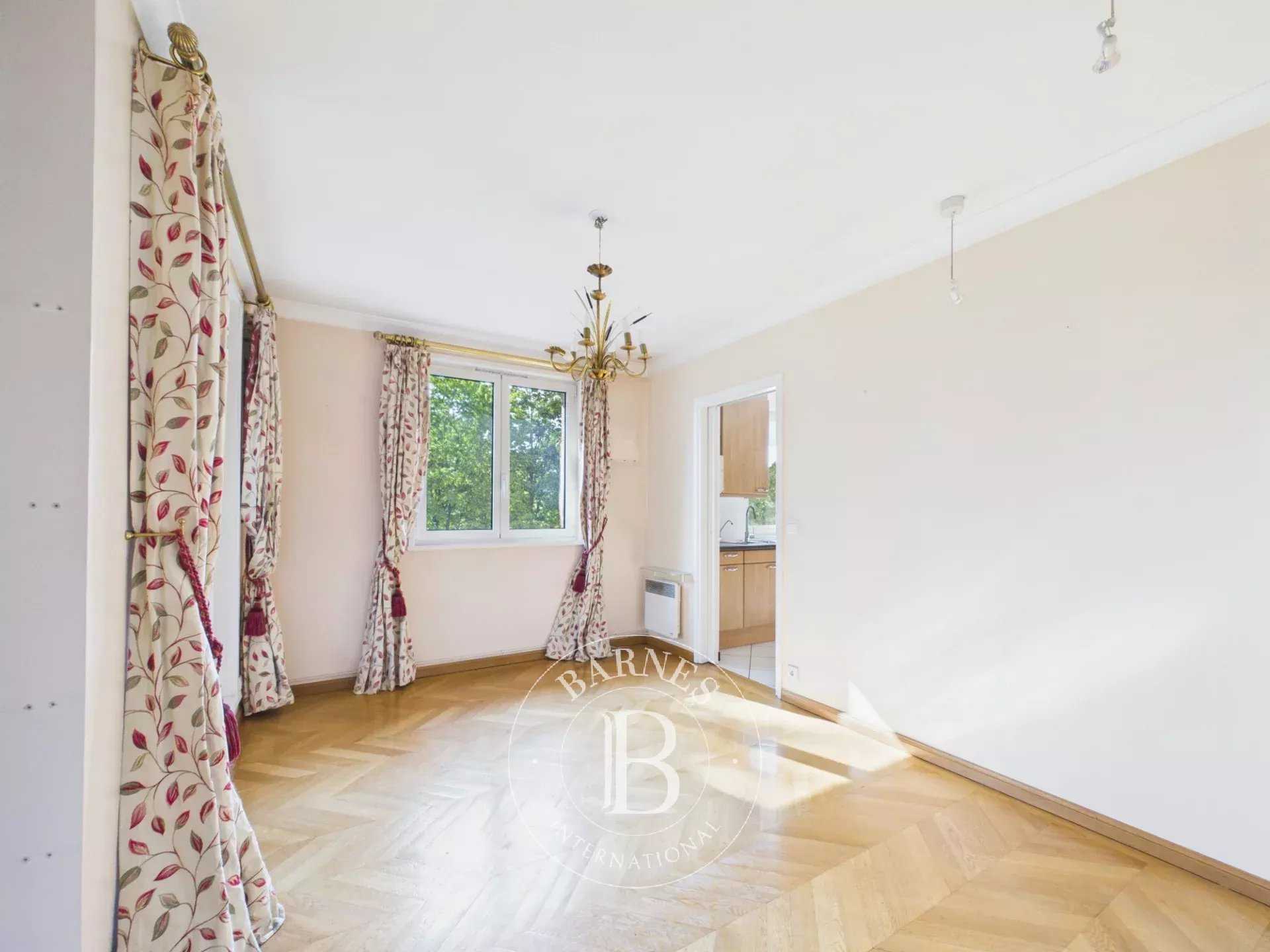 Marcq-en-Baroeul  - Apartment 2 Bedrooms