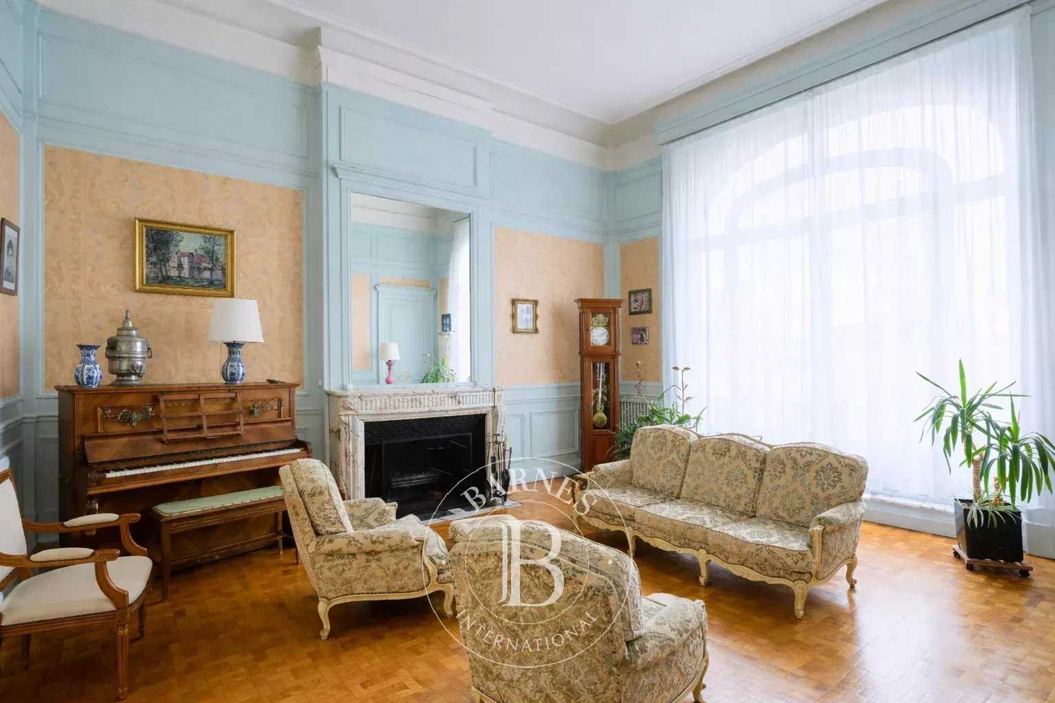 Tourcoing  - Maison 10 Pi&egrave;ces 5 Chambres