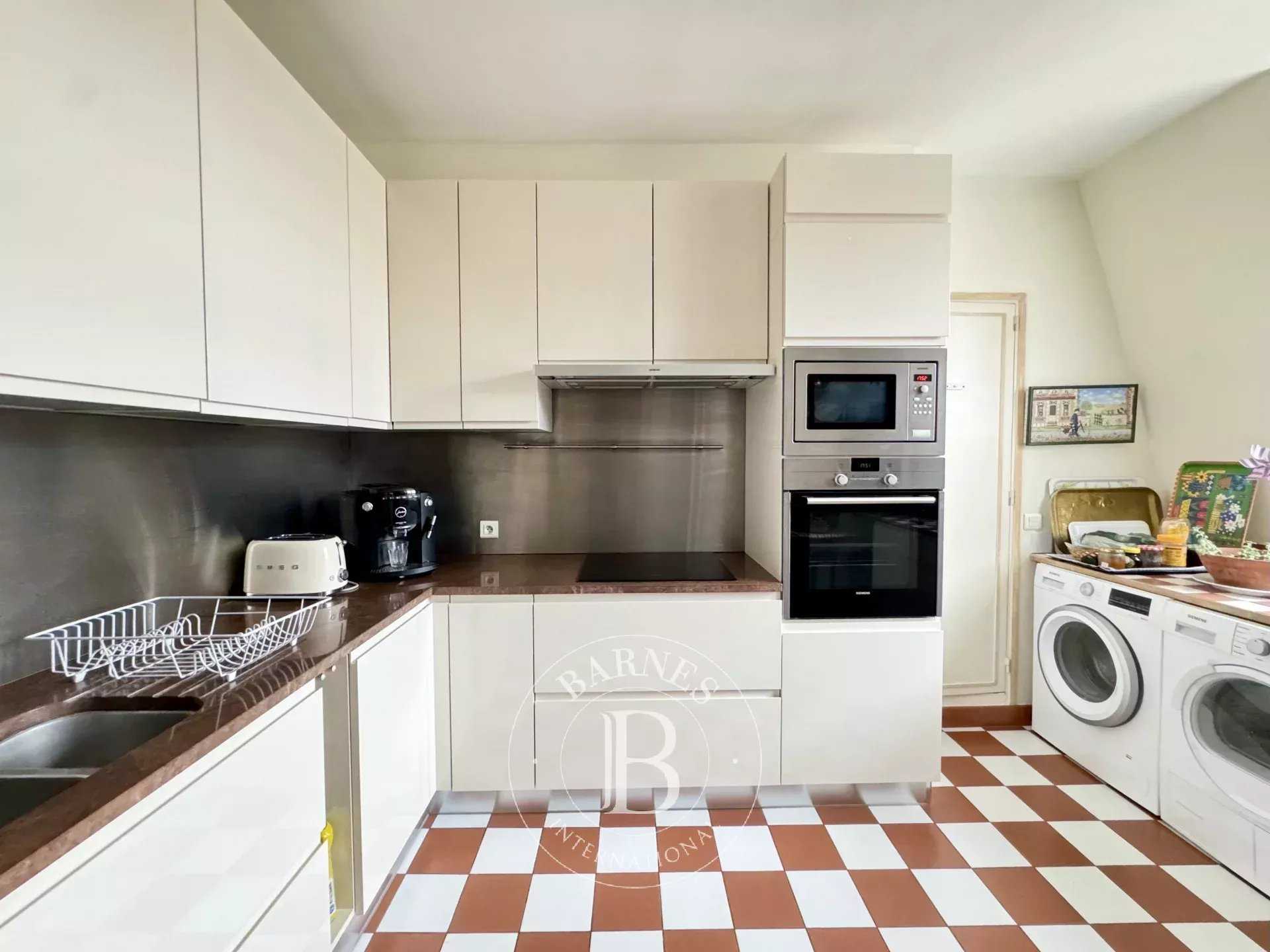 Lille  - Apartment 4 Bedrooms