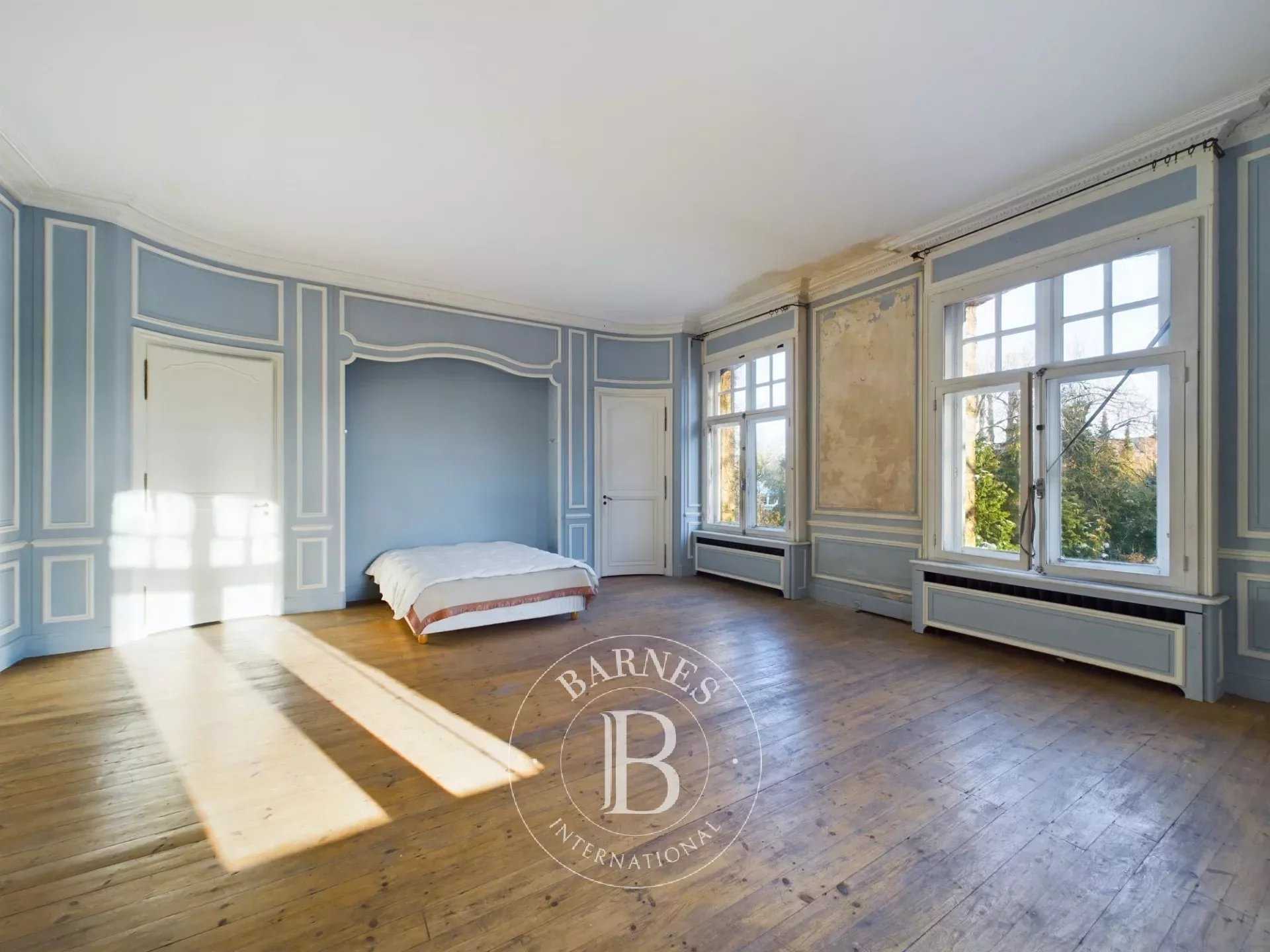 Tourcoing  - Mansion 5 Bedrooms