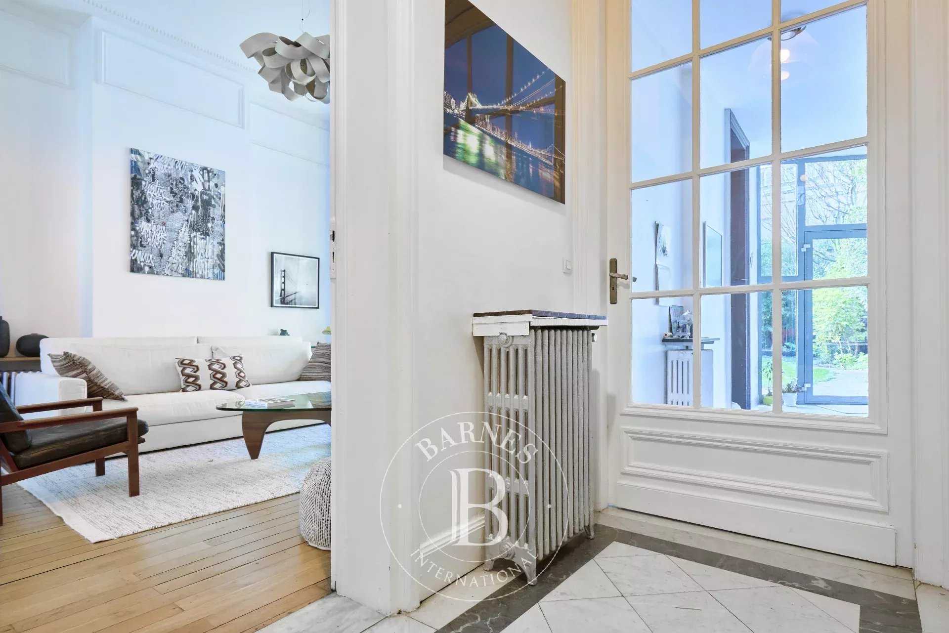 Lille  - Maison 11 Pi&egrave;ces 6 Chambres