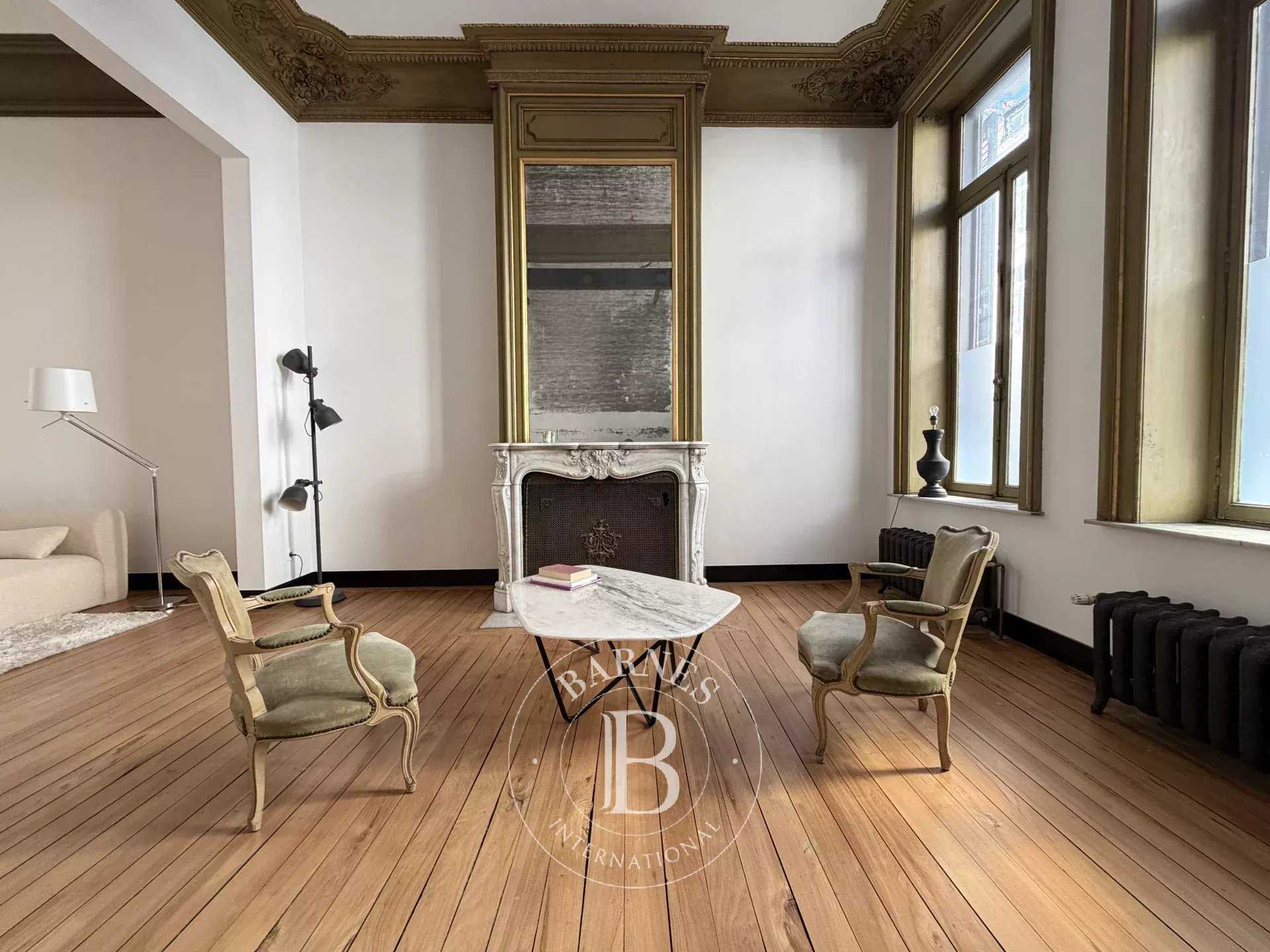 Lille  - Maison 7 Pi&egrave;ces 5 Chambres