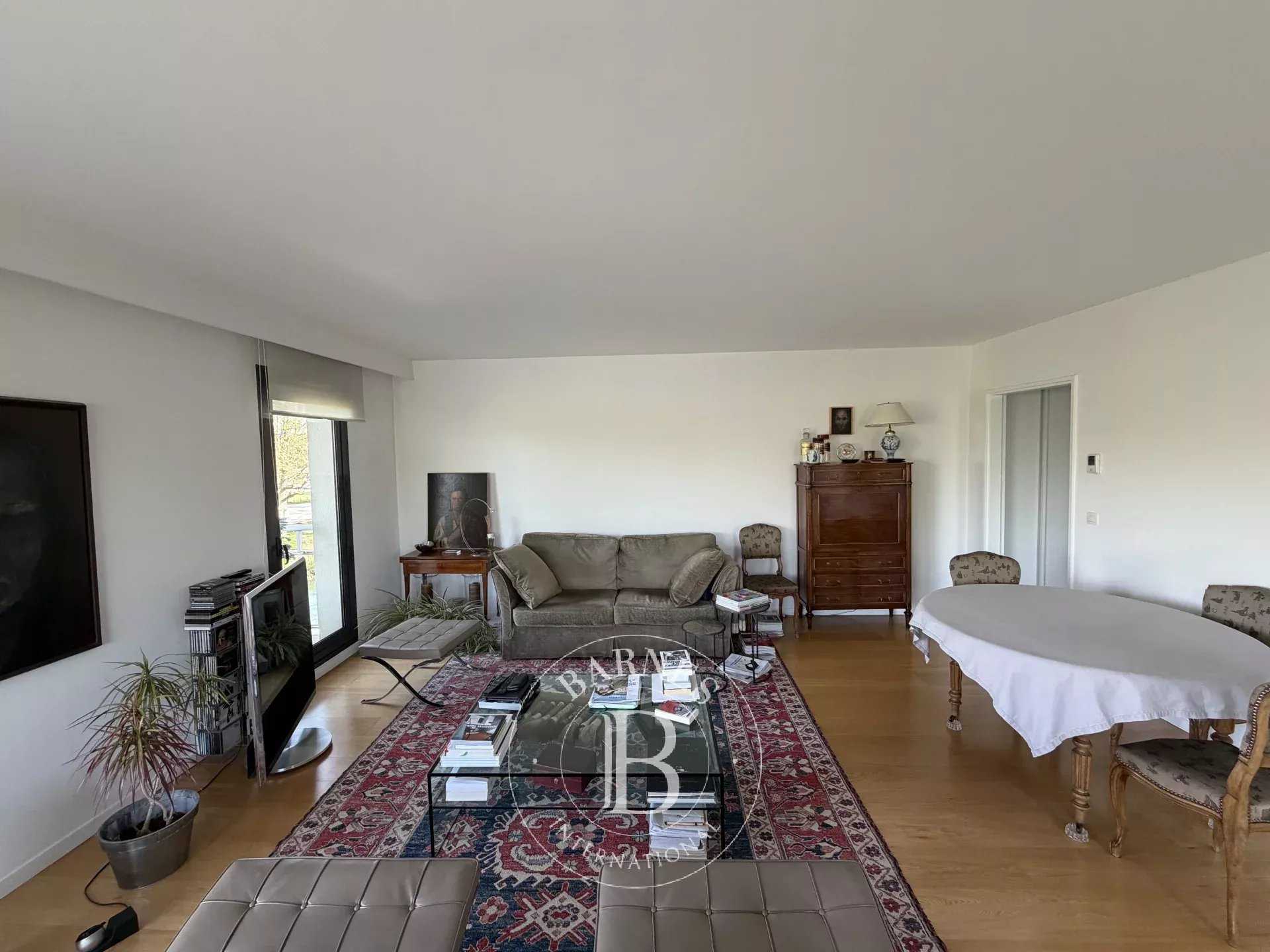 Lille  - Appartement 4 Pi&egrave;ces 2 Chambres