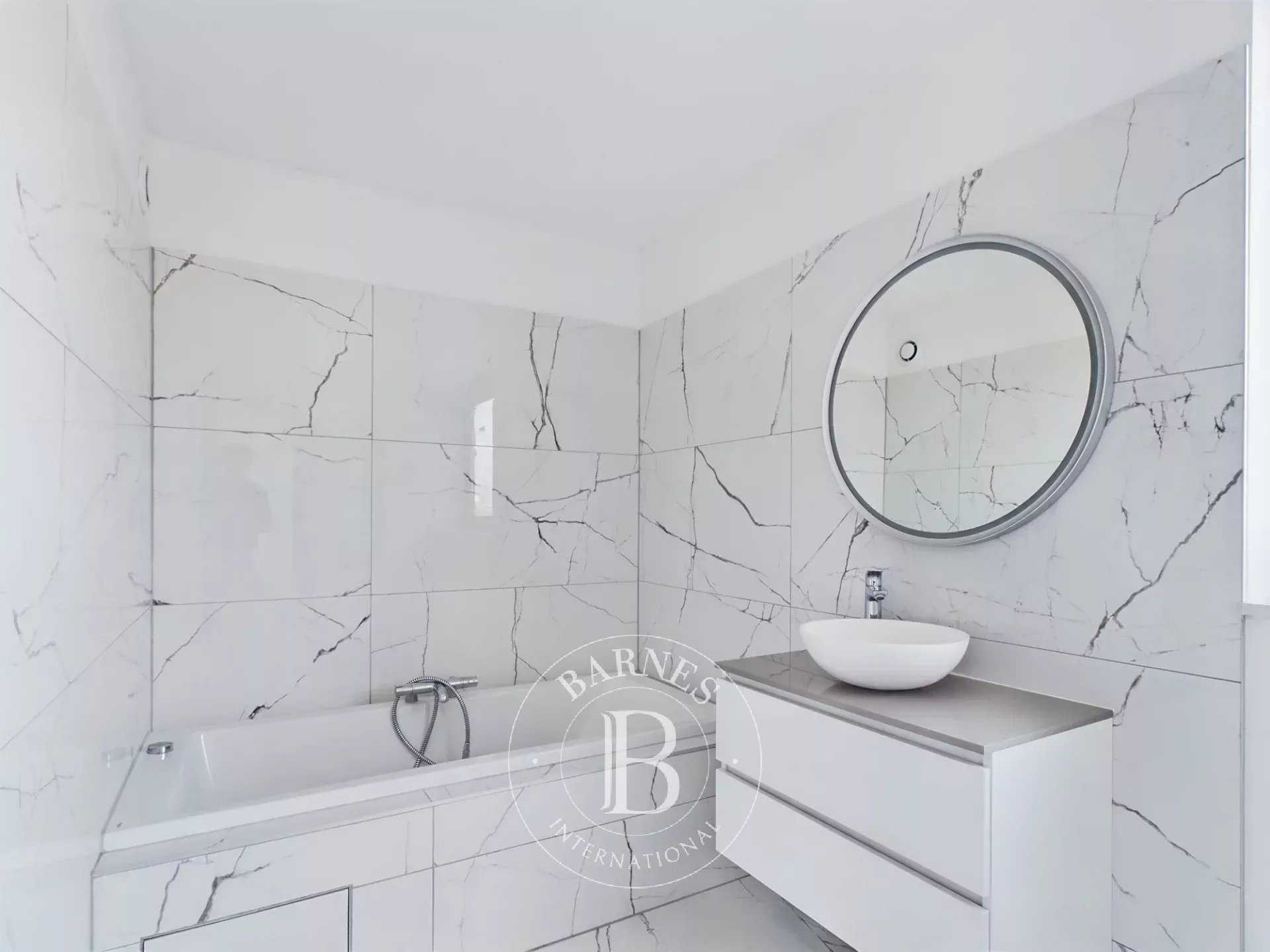 Lille  - Appartement 4 Pièces 3 Chambres