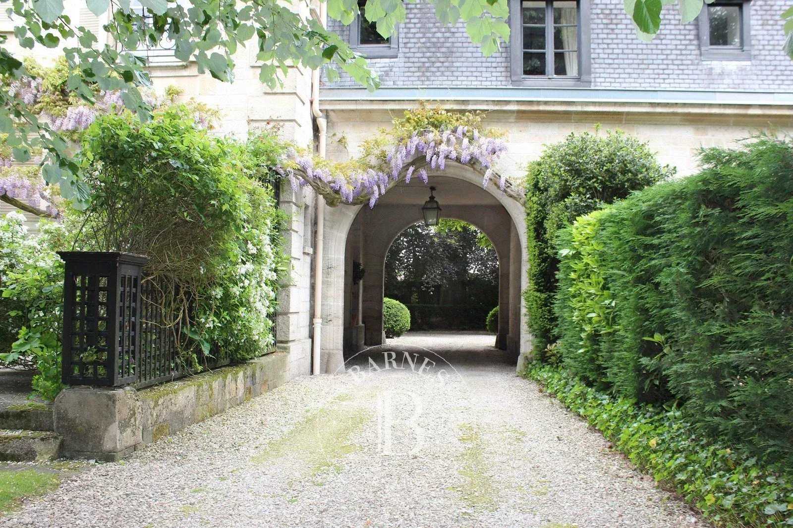 Mouvaux  - Appartement 7 Pi&egrave;ces 2 Chambres