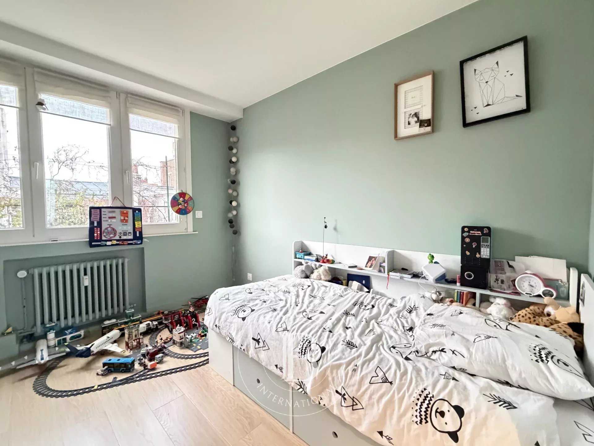 Lille  - Apartment 4 Bedrooms