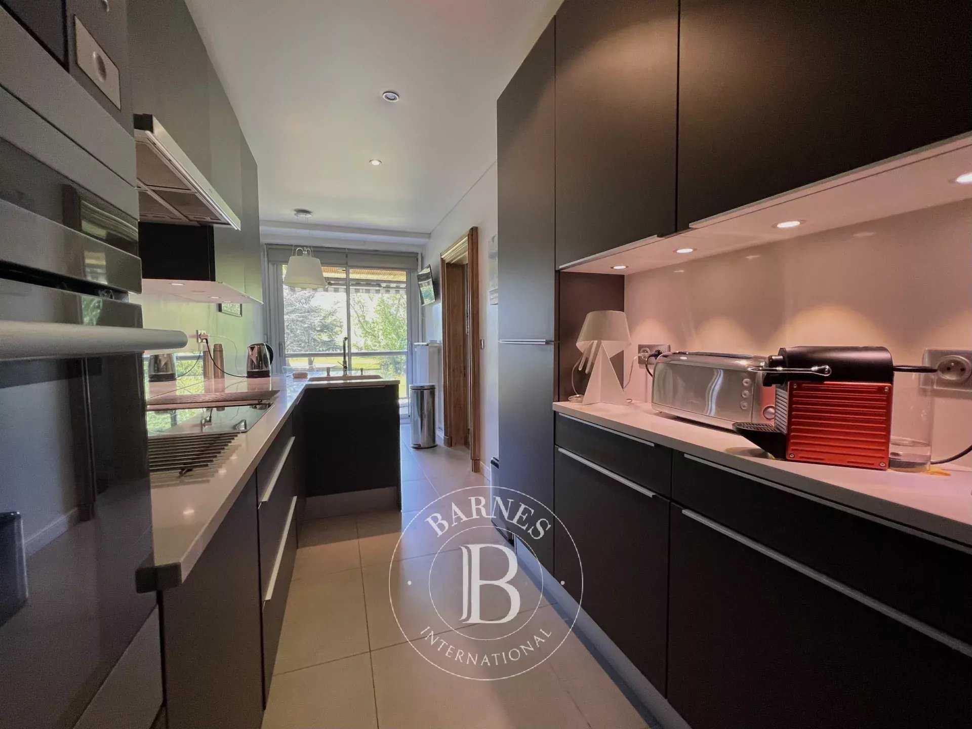 Villeneuve-d'Ascq  - Apartment 3 Bedrooms