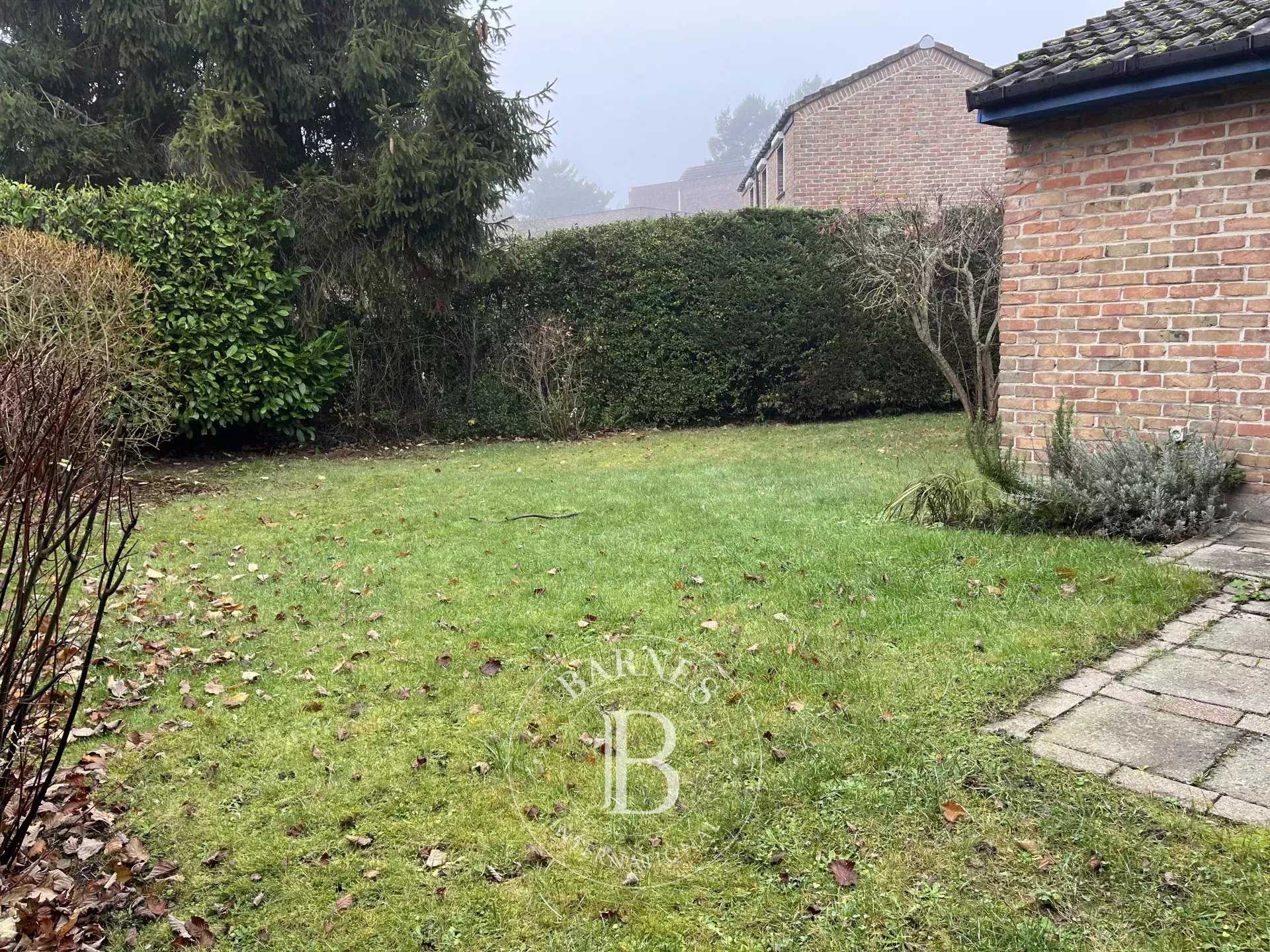 Villeneuve-d'Ascq  - Maison 5 Pi&egrave;ces 4 Chambres