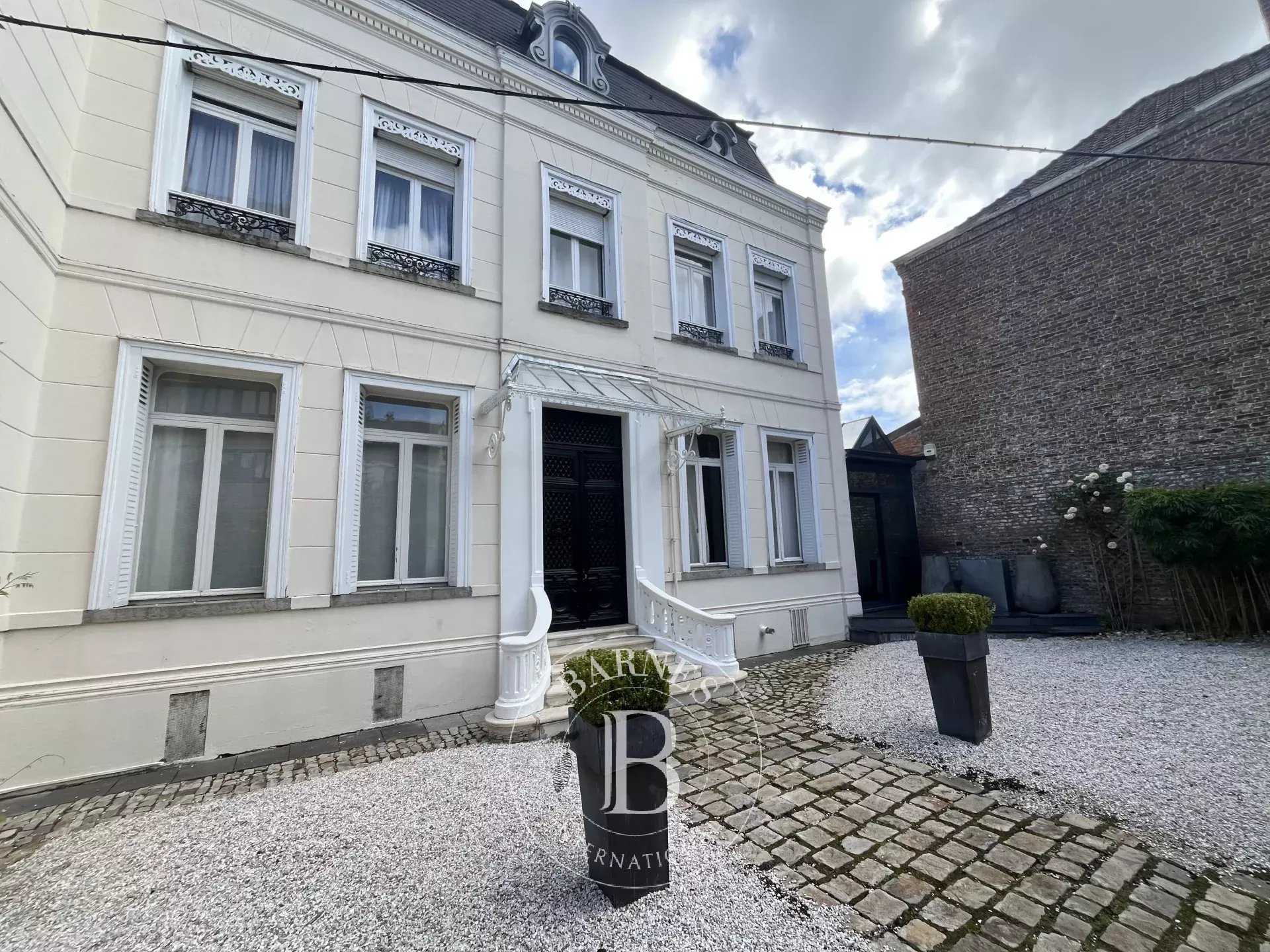 Douai  - Maison de ville 7 Pi&egrave;ces 4 Chambres