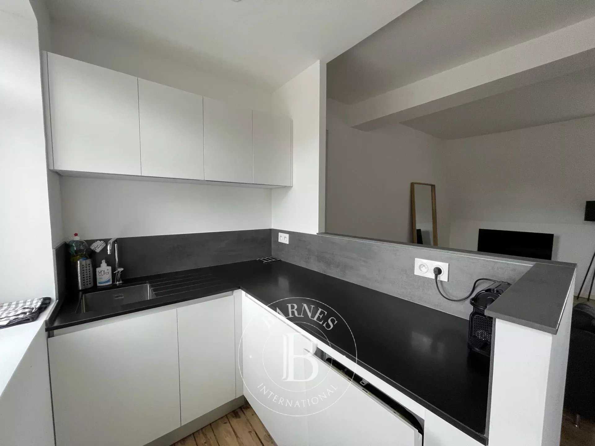 Lille  - Appartement 2 Pièces, 1 Chambre