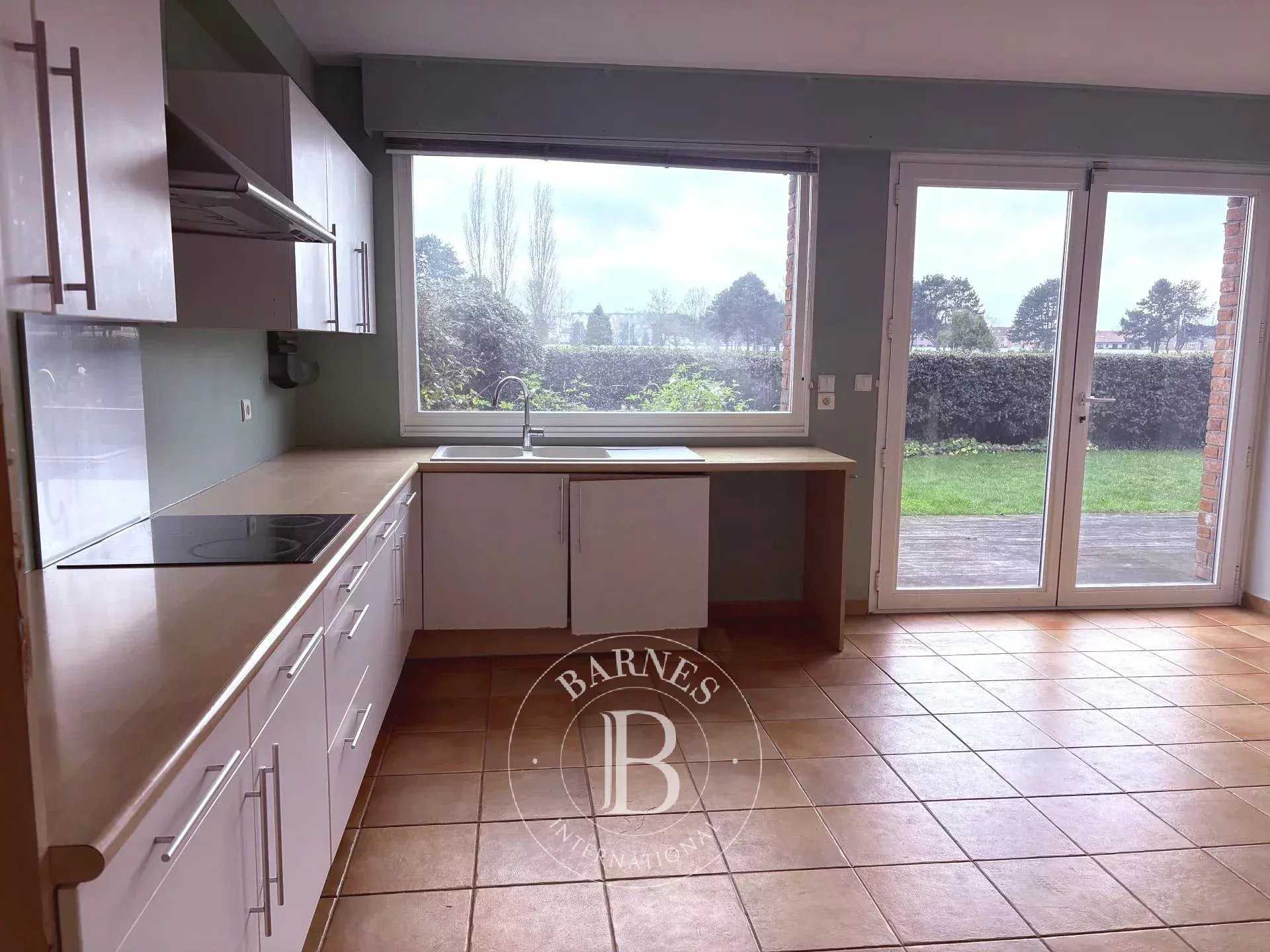 Marcq-en-Baroeul  - Apartment 3 Bedrooms