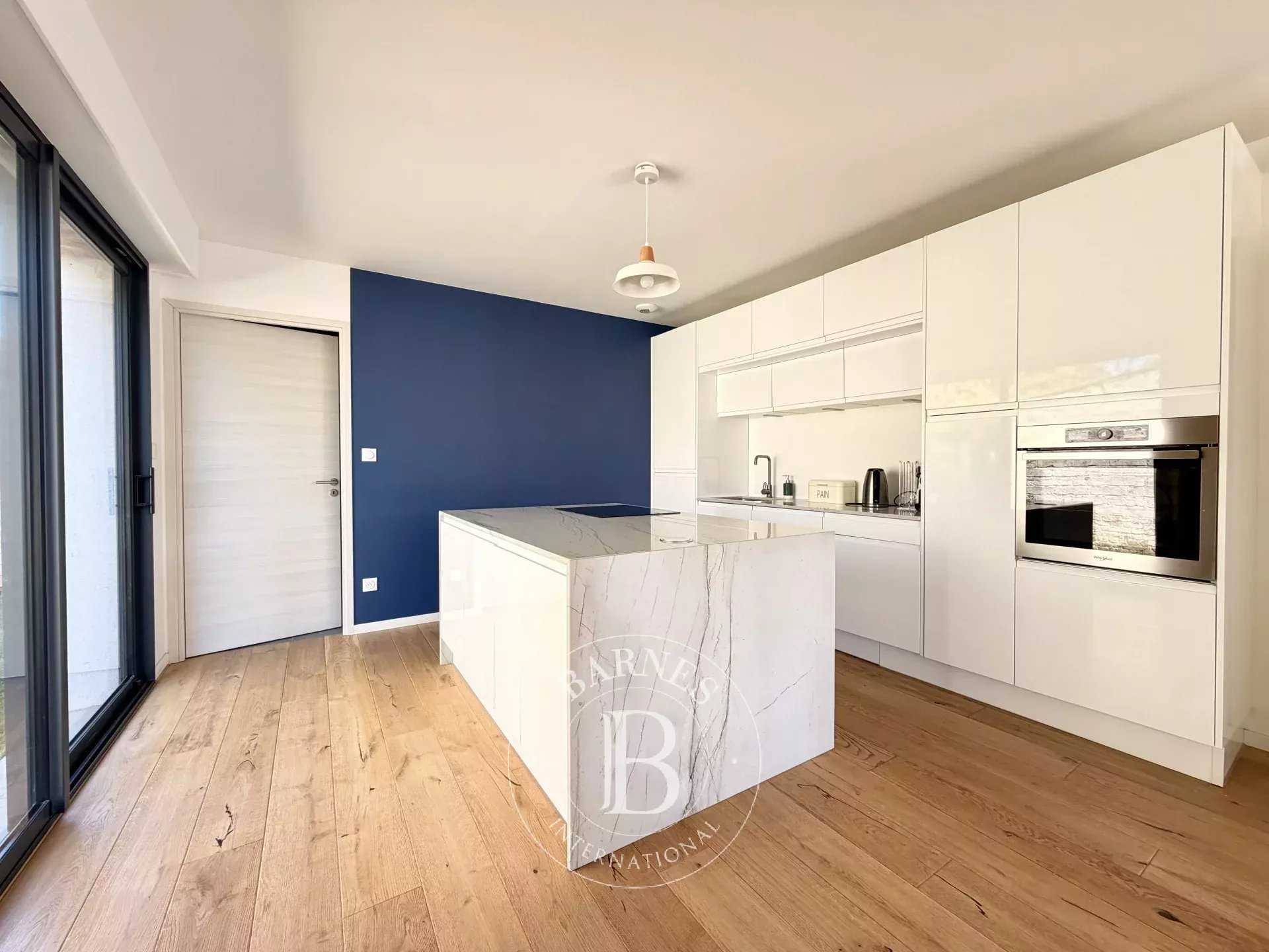 Wambrechies  - Maison 6 Pi&egrave;ces 4 Chambres