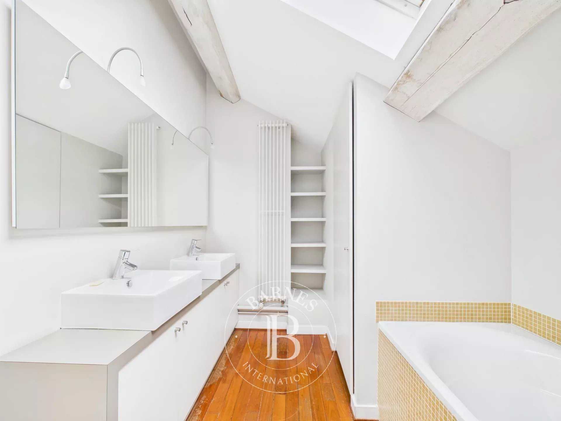 Lille  - Apartment 3 Bedrooms