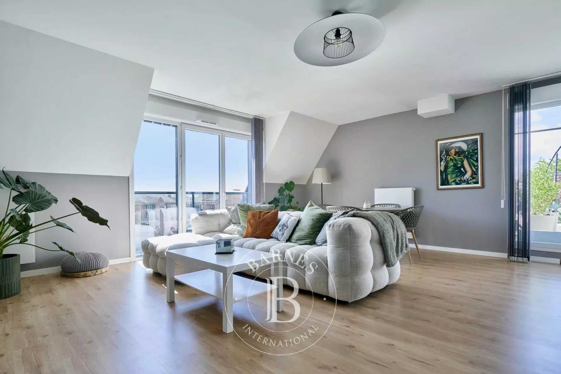 Wasquehal  - Appartement 5 Pièces 3 Chambres
