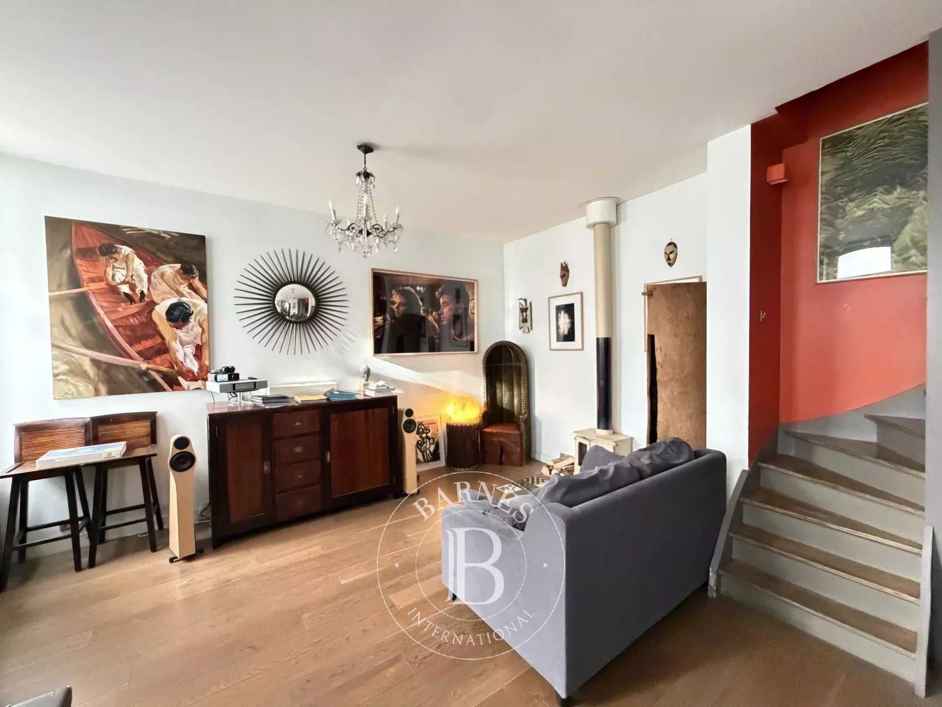 Lille  - Maison 5 Pi&egrave;ces 3 Chambres