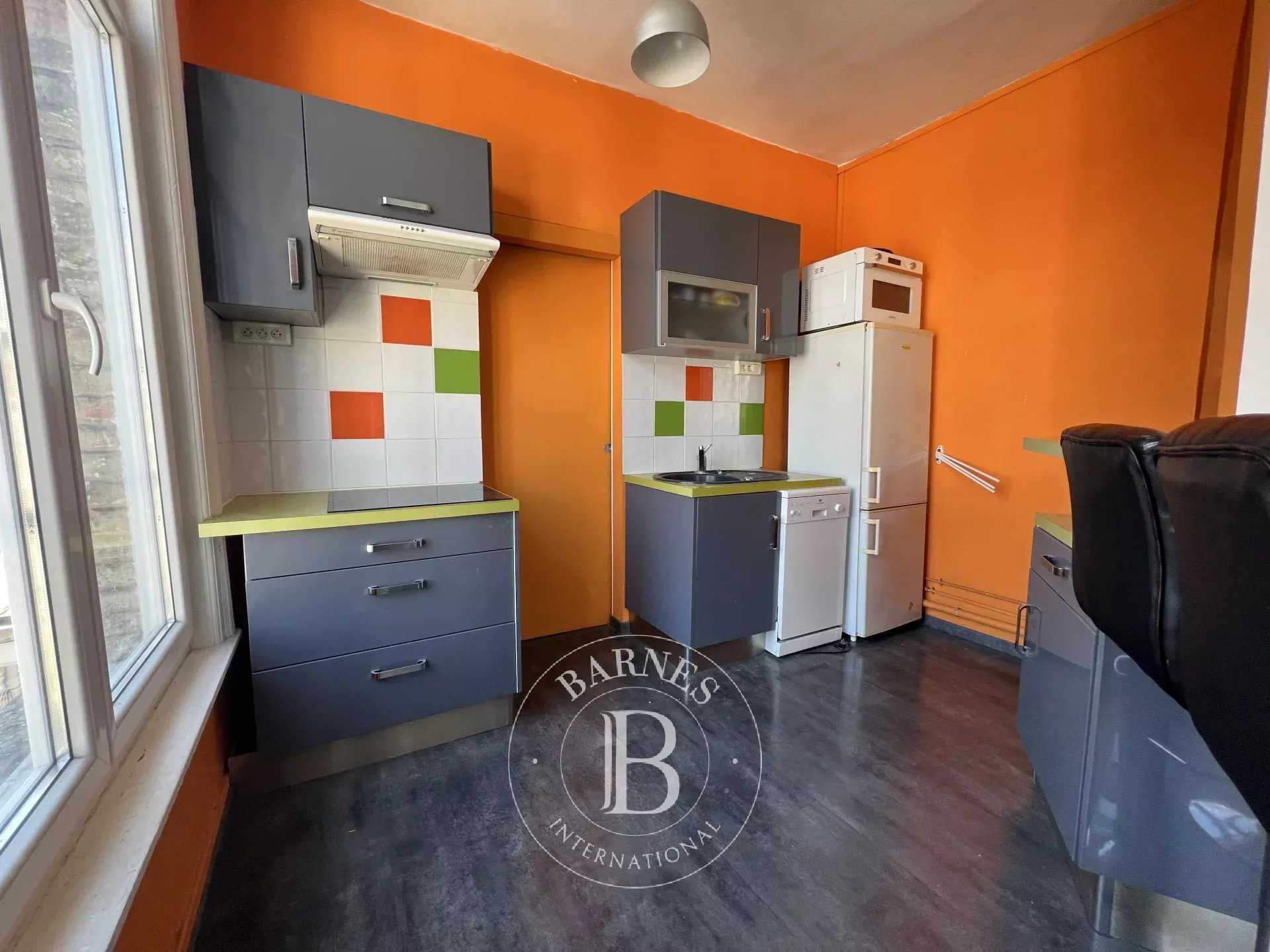 Lille  - Appartement 2 Pièces, 1 Chambre