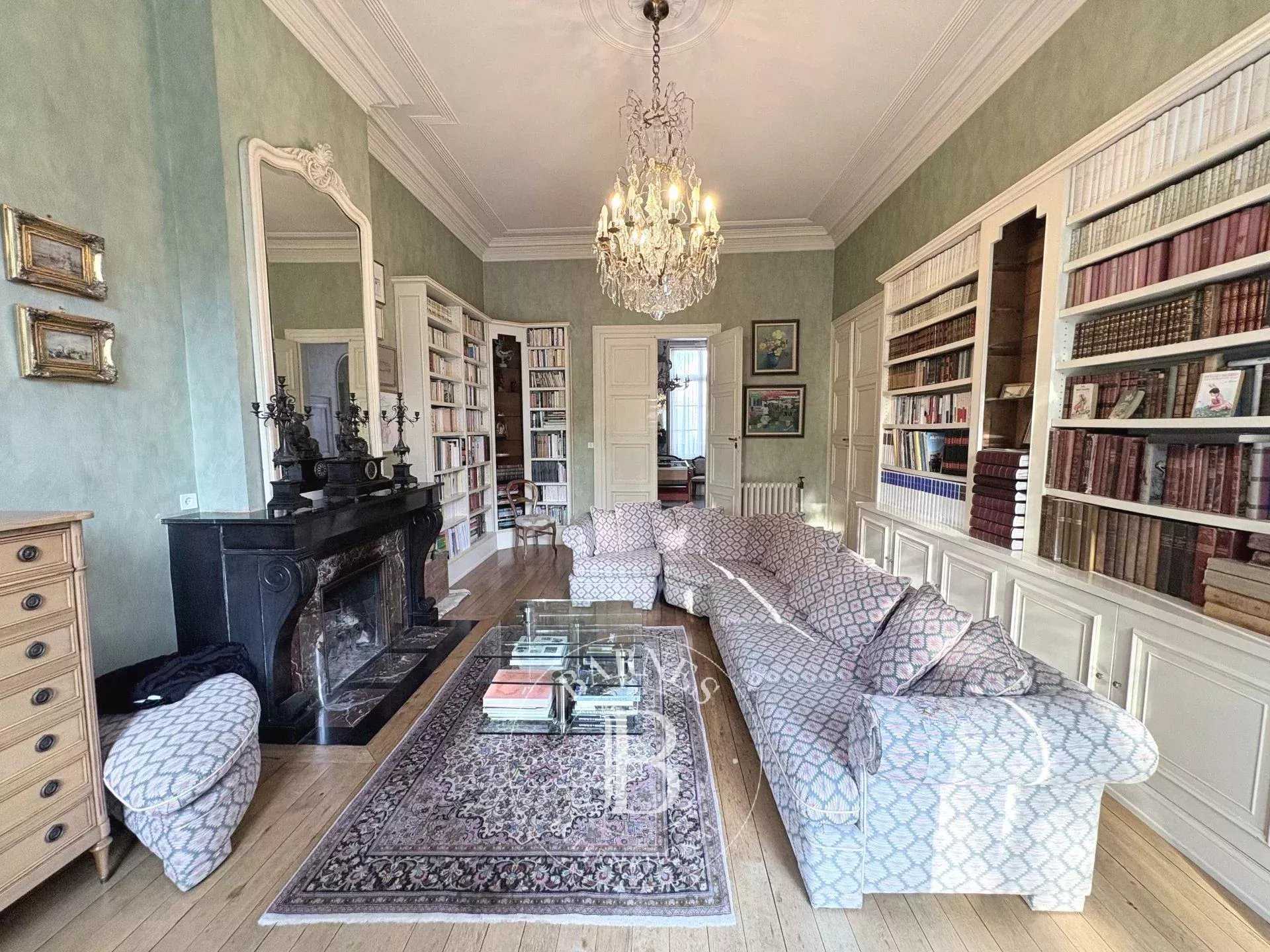Arras  - House 7 Bedrooms