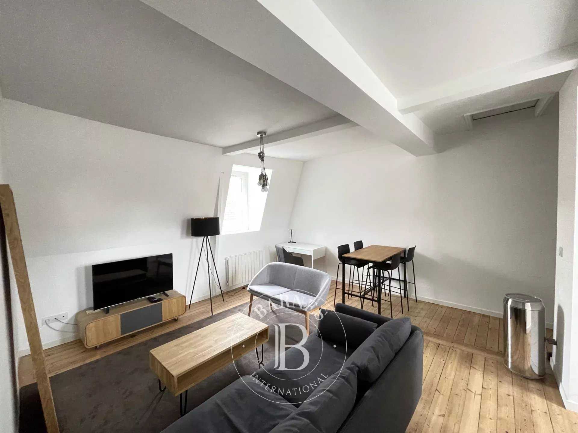 Lille  - Appartement 2 Pièces, 1 Chambre