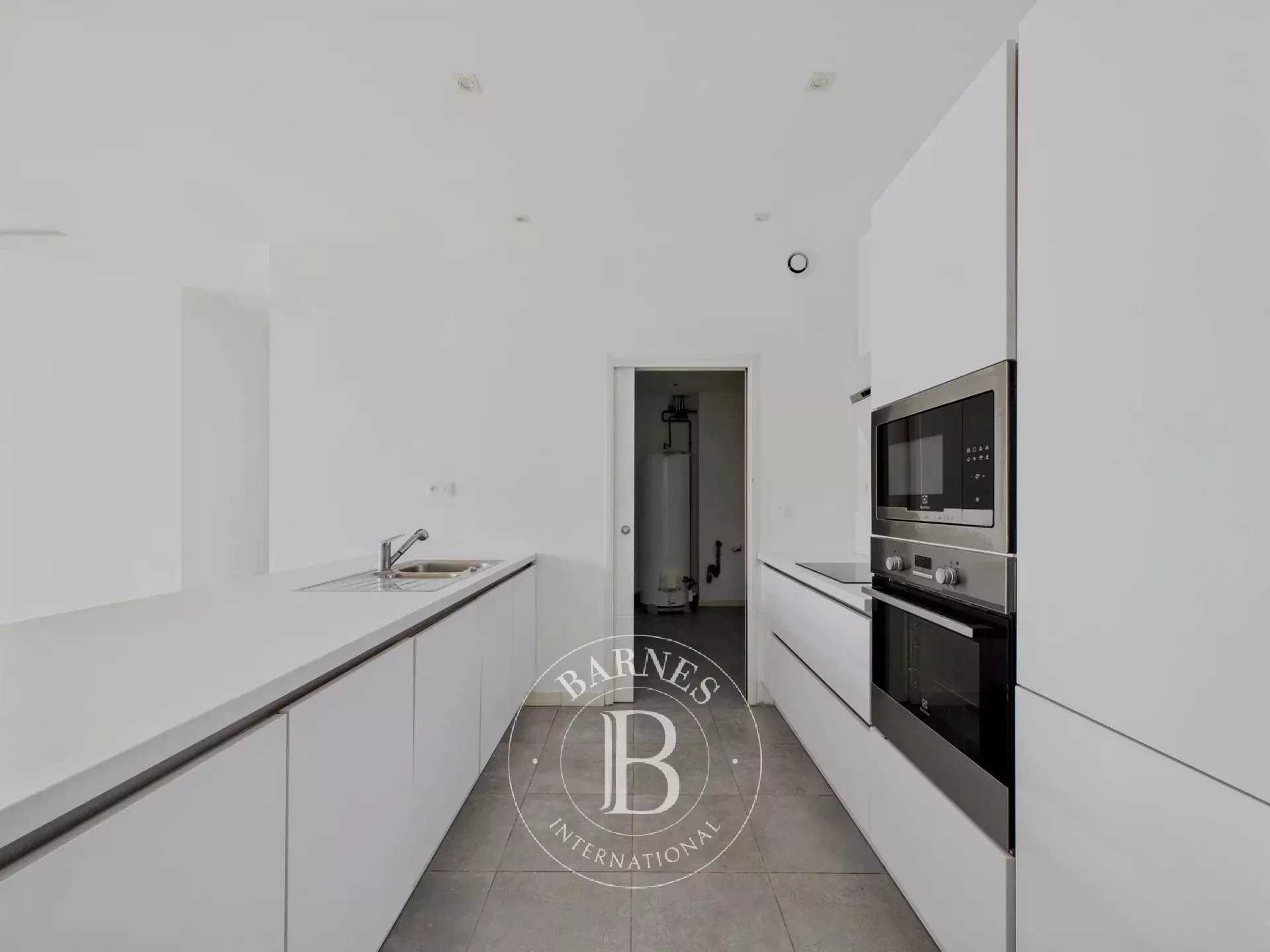 Lille  - Apartment 2 Bedrooms