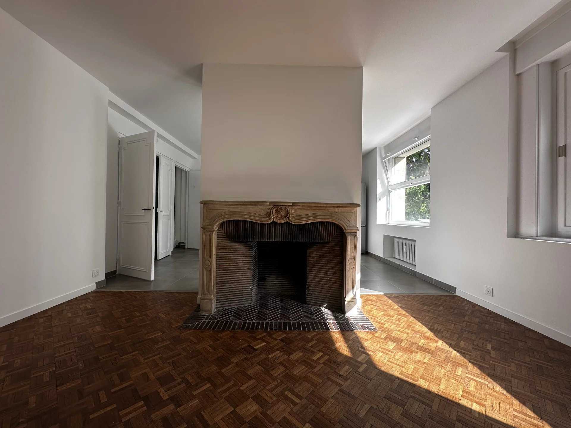 Lille  - Appartement 3 Pi&egrave;ces 2 Chambres