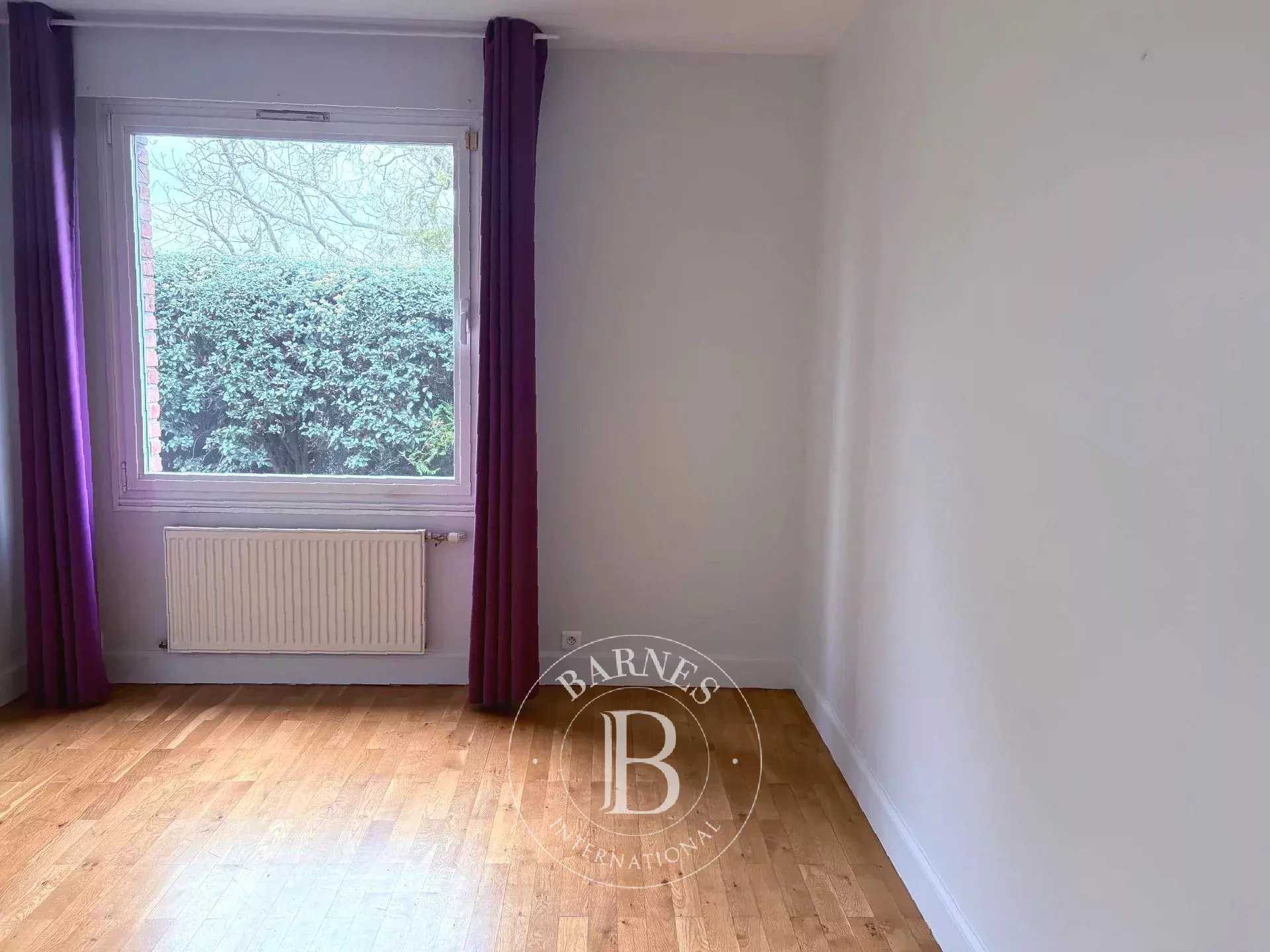 Marcq-en-Baroeul  - Apartment 3 Bedrooms