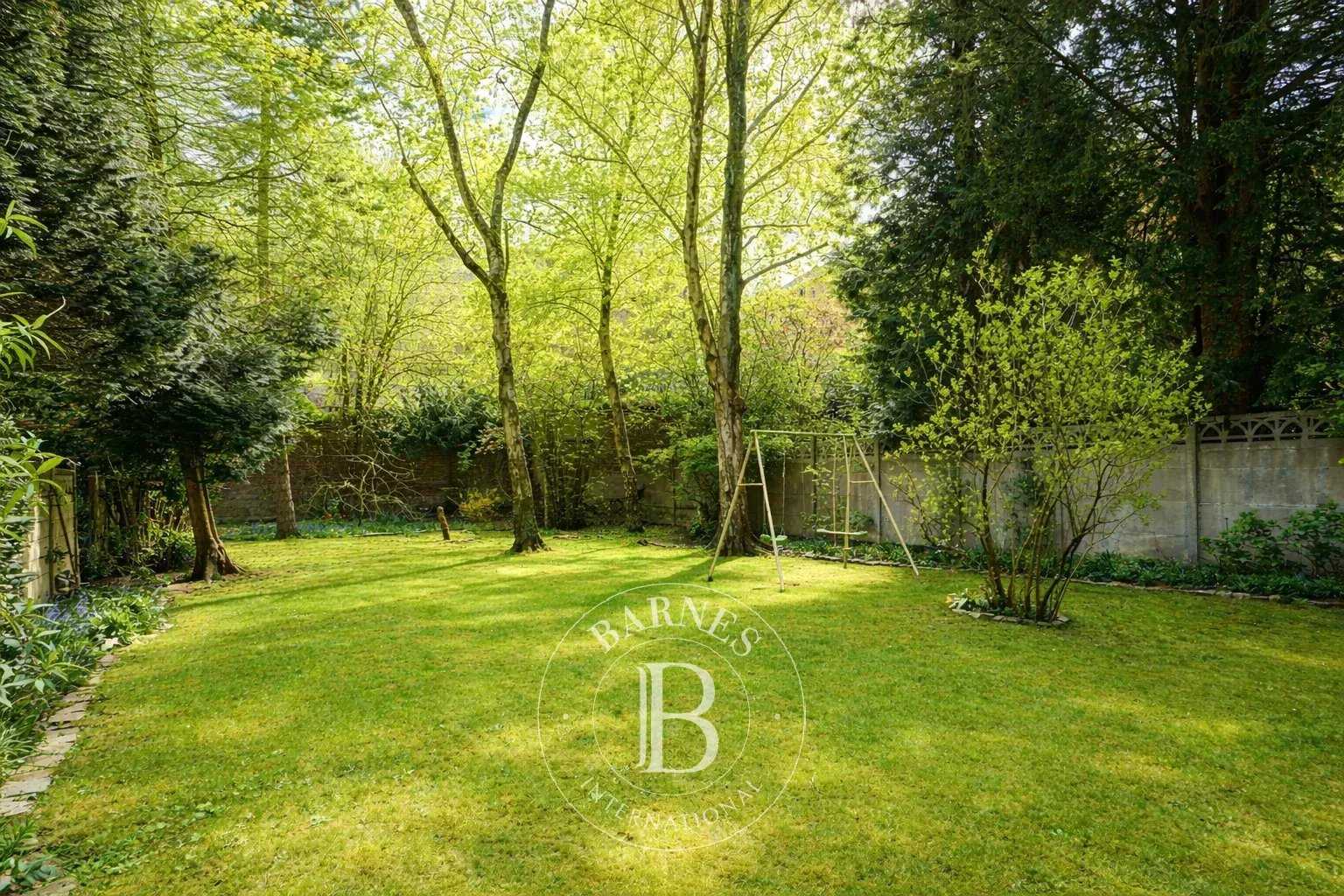 Tourcoing  - House 5 Bedrooms