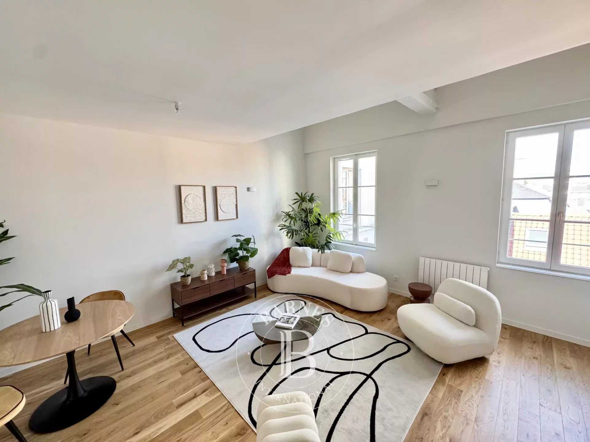 Lille  - Appartement 4 Pièces 2 Chambres
