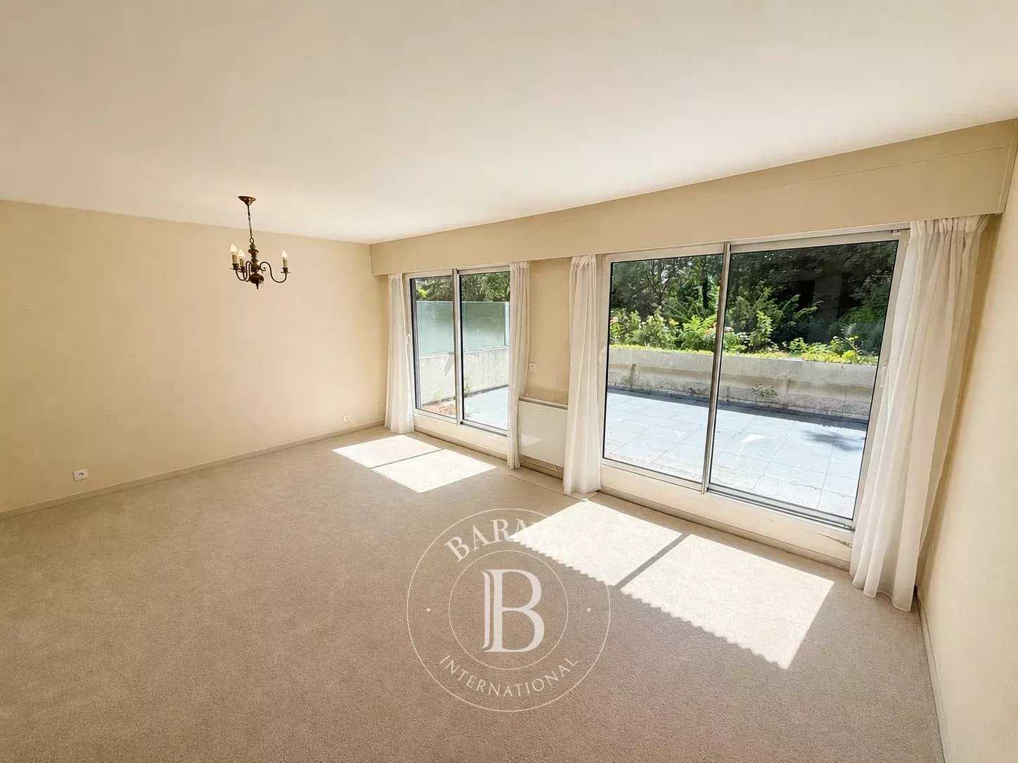 Appartement La Madeleine  -  ref 86843292 (picture 1)