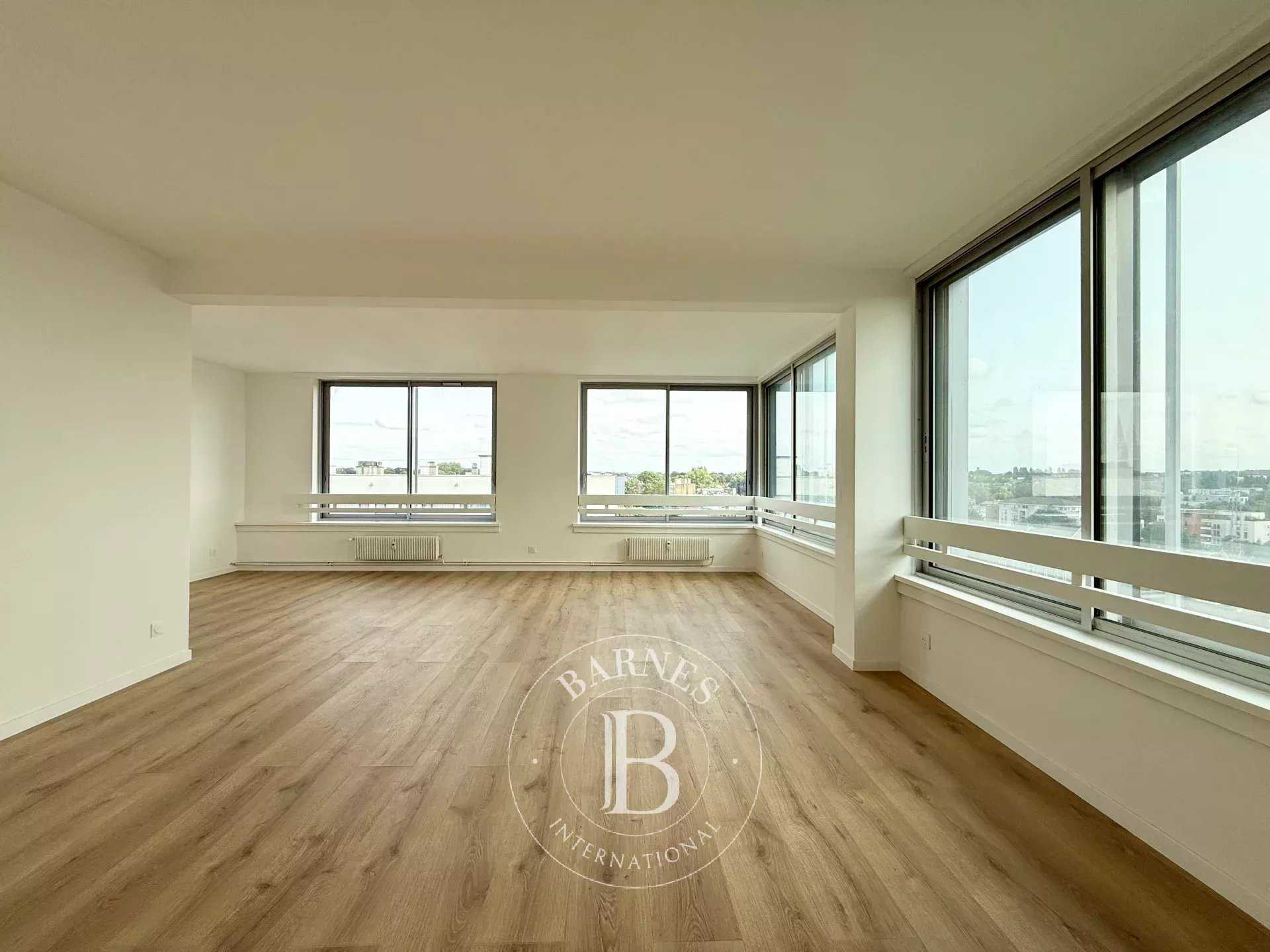 Apartment Valenciennes  -  ref 85976173 (picture 1)