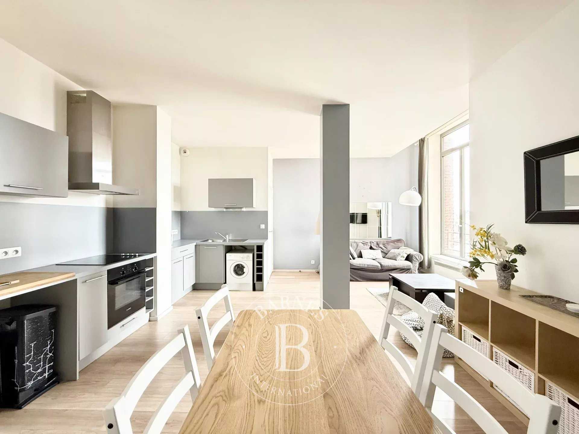 Appartement Lille  -  ref 85680359 (picture 1)