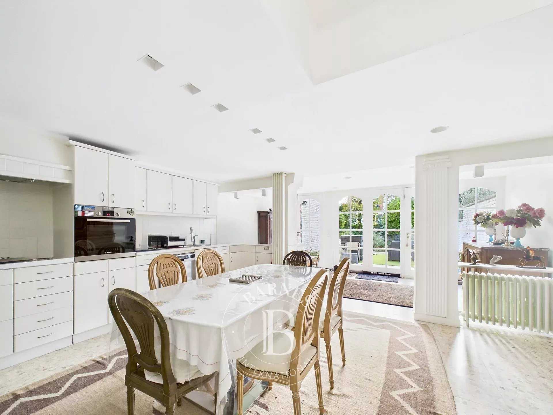 House La Madeleine  -  ref 86436986 (picture 2)